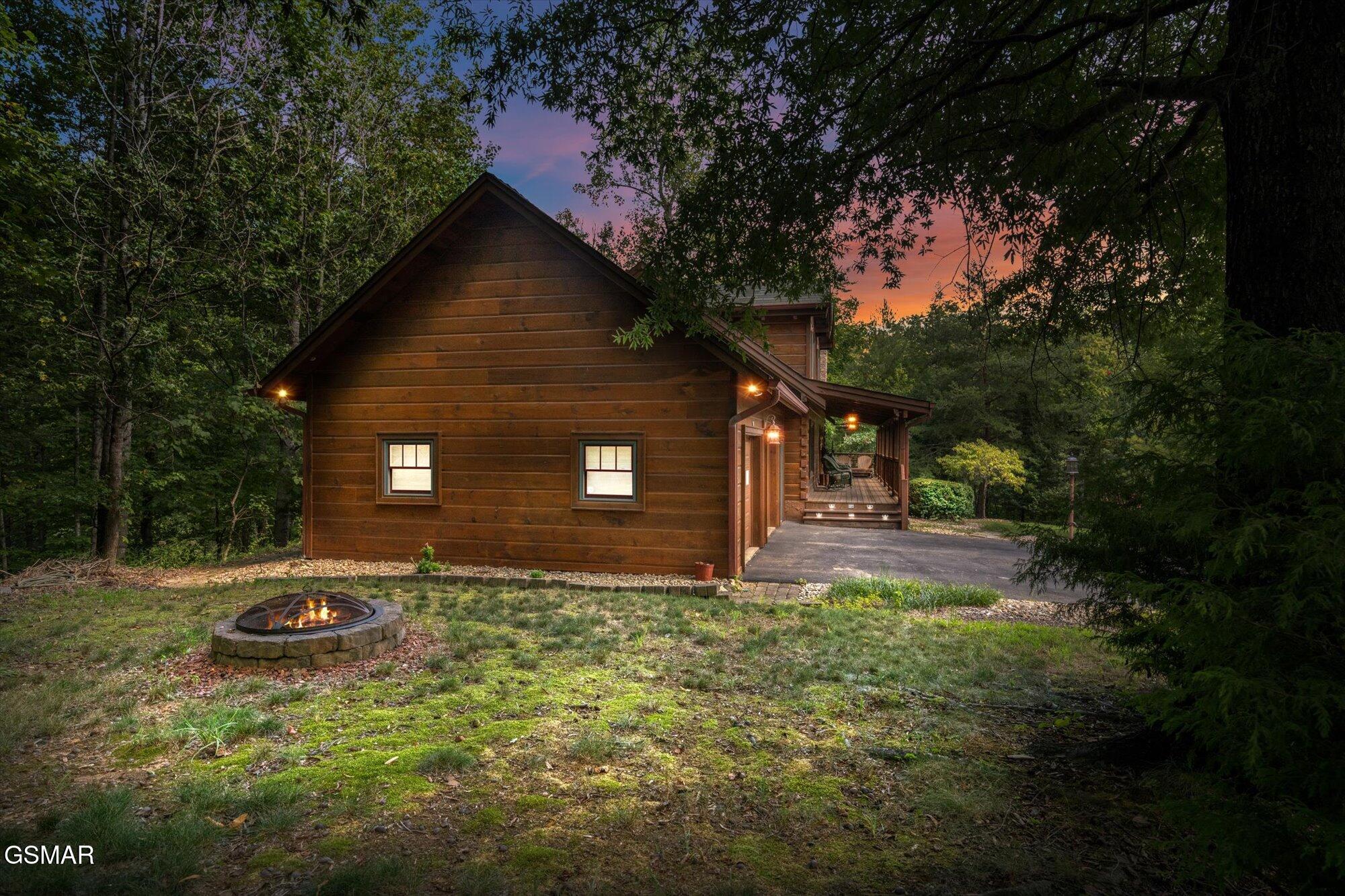 2746 Cedar Falls Way