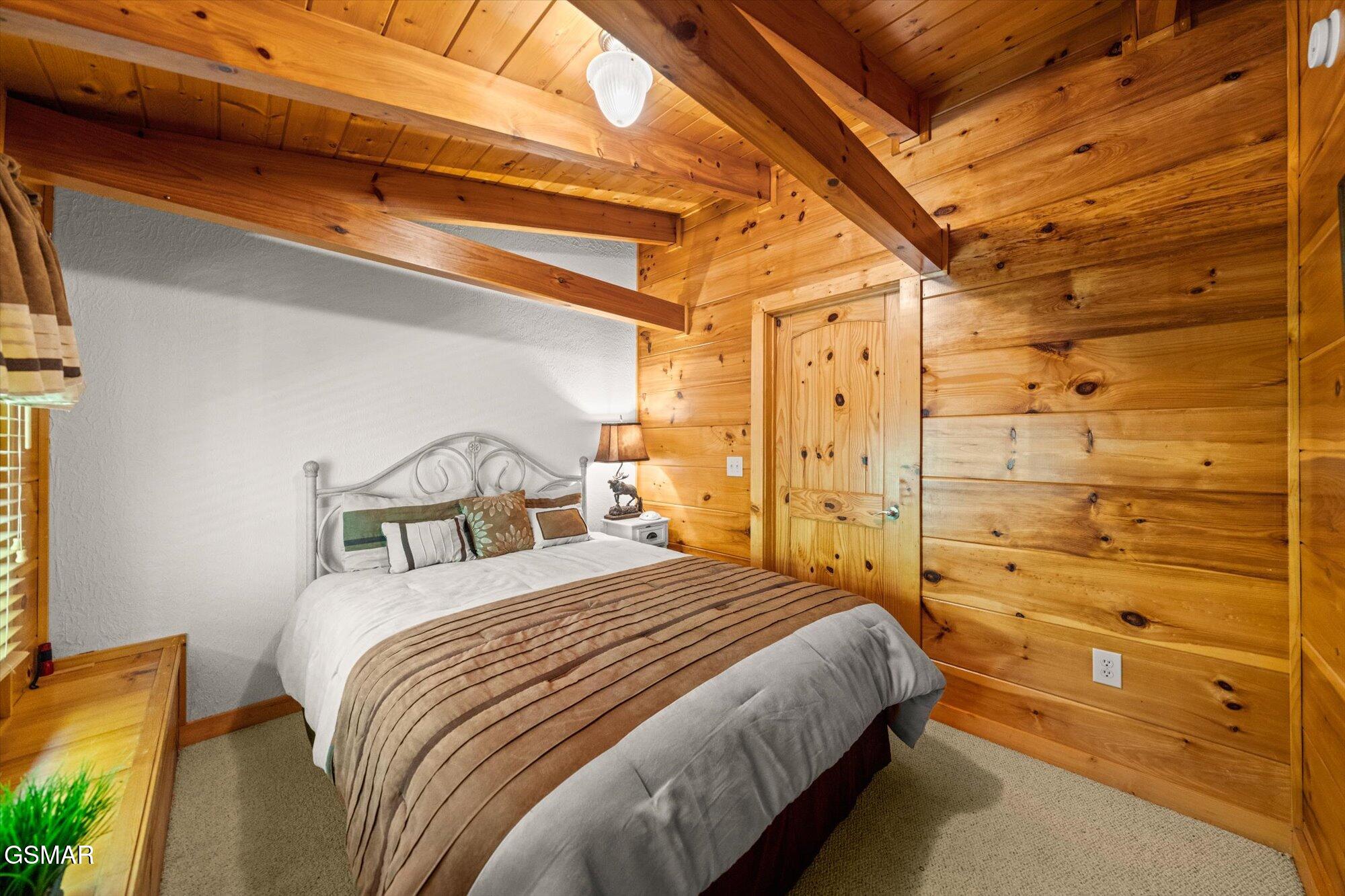 2746 Cedar Falls Way