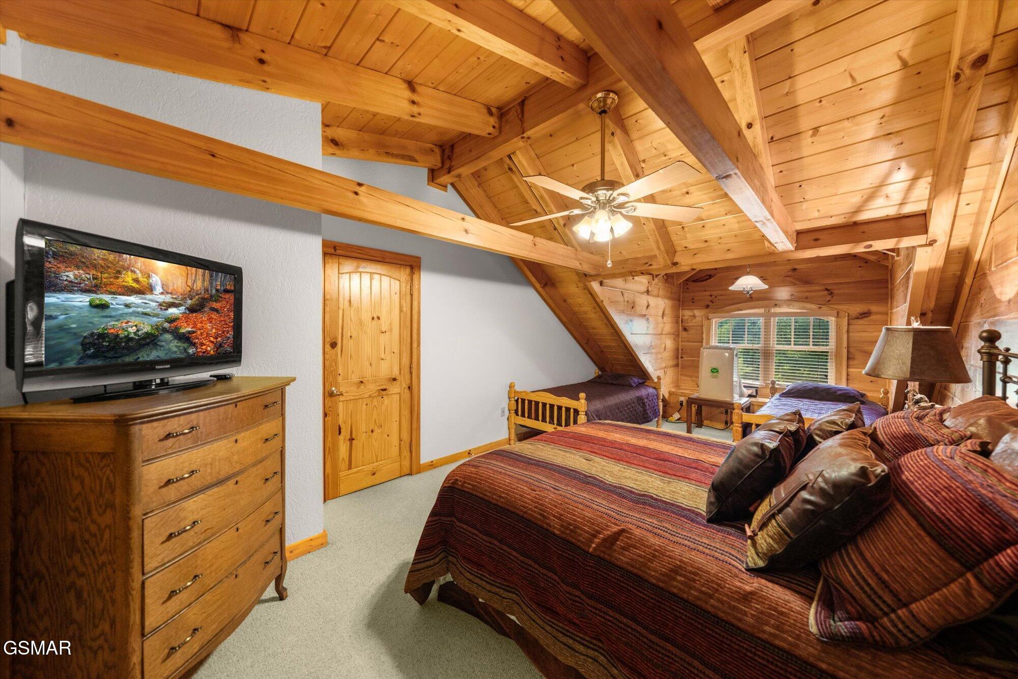 2746 Cedar Falls Way