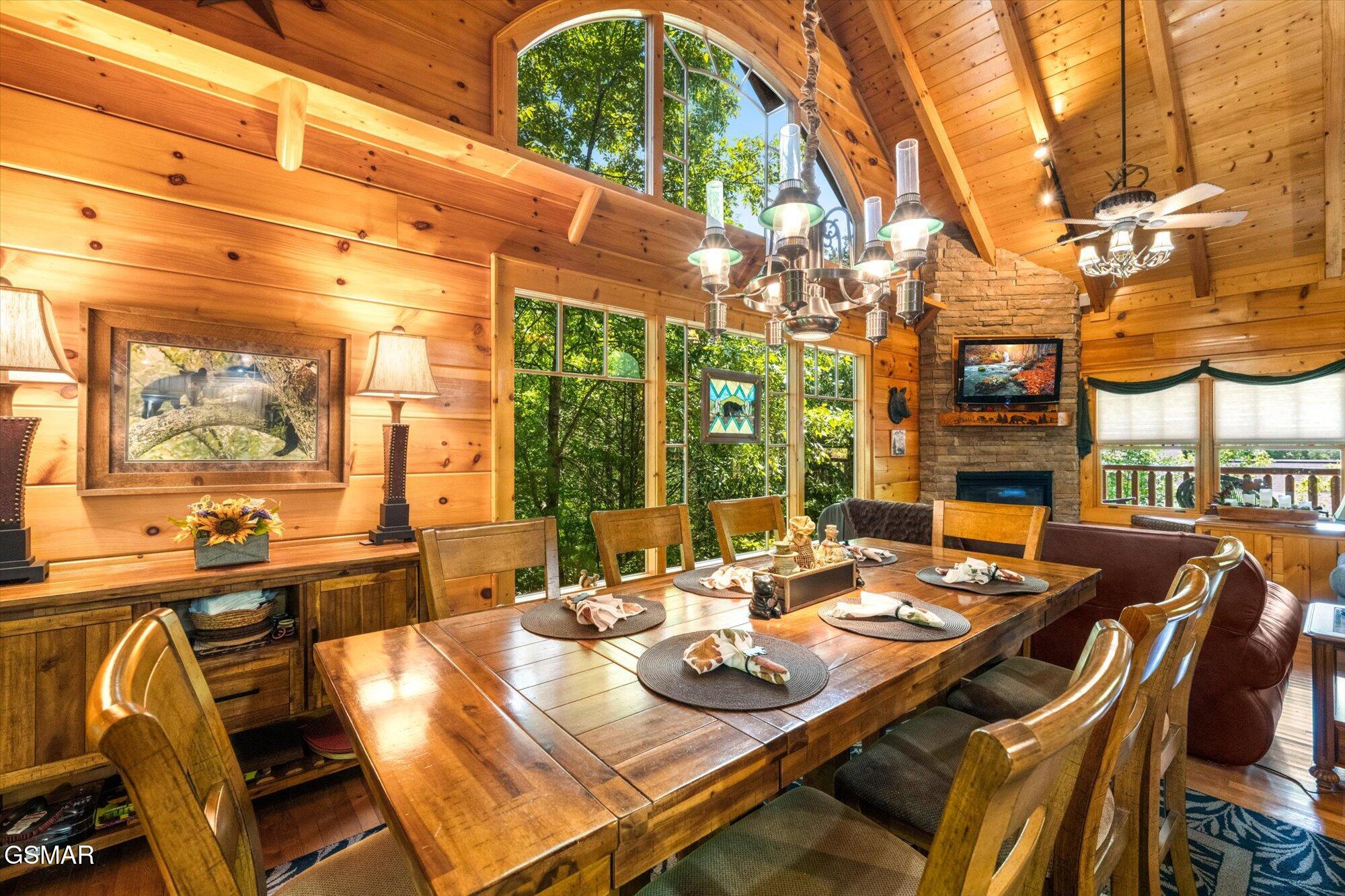 2746 Cedar Falls Way