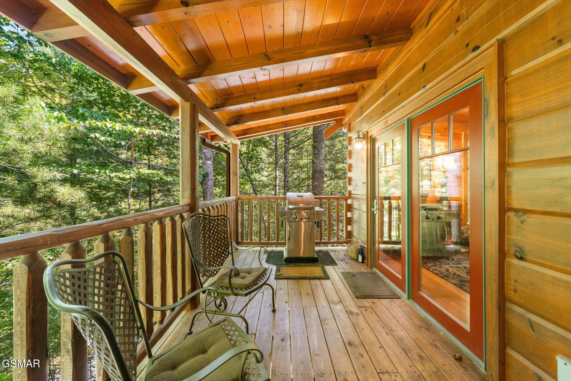 2746 Cedar Falls Way