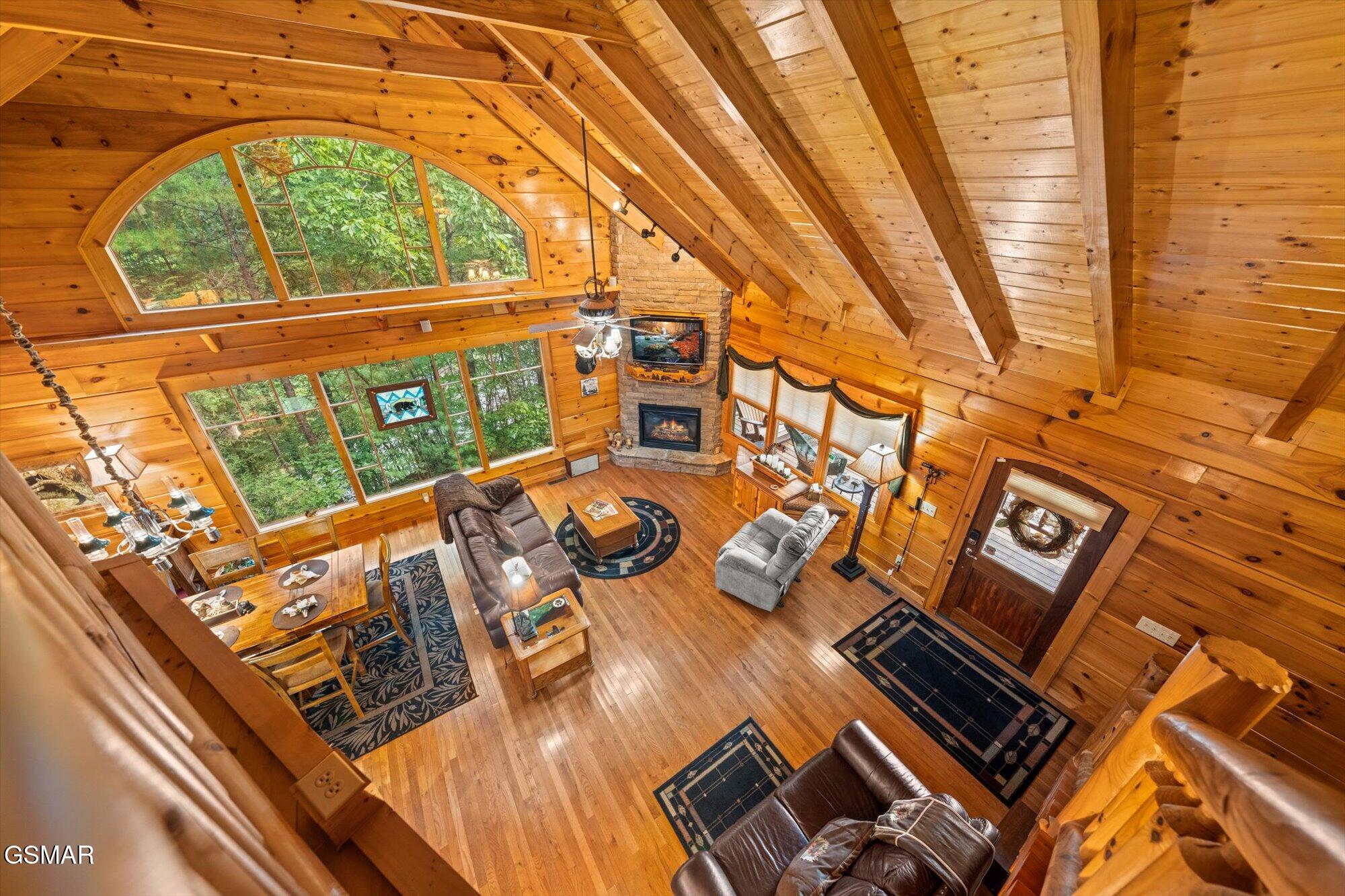 2746 Cedar Falls Way