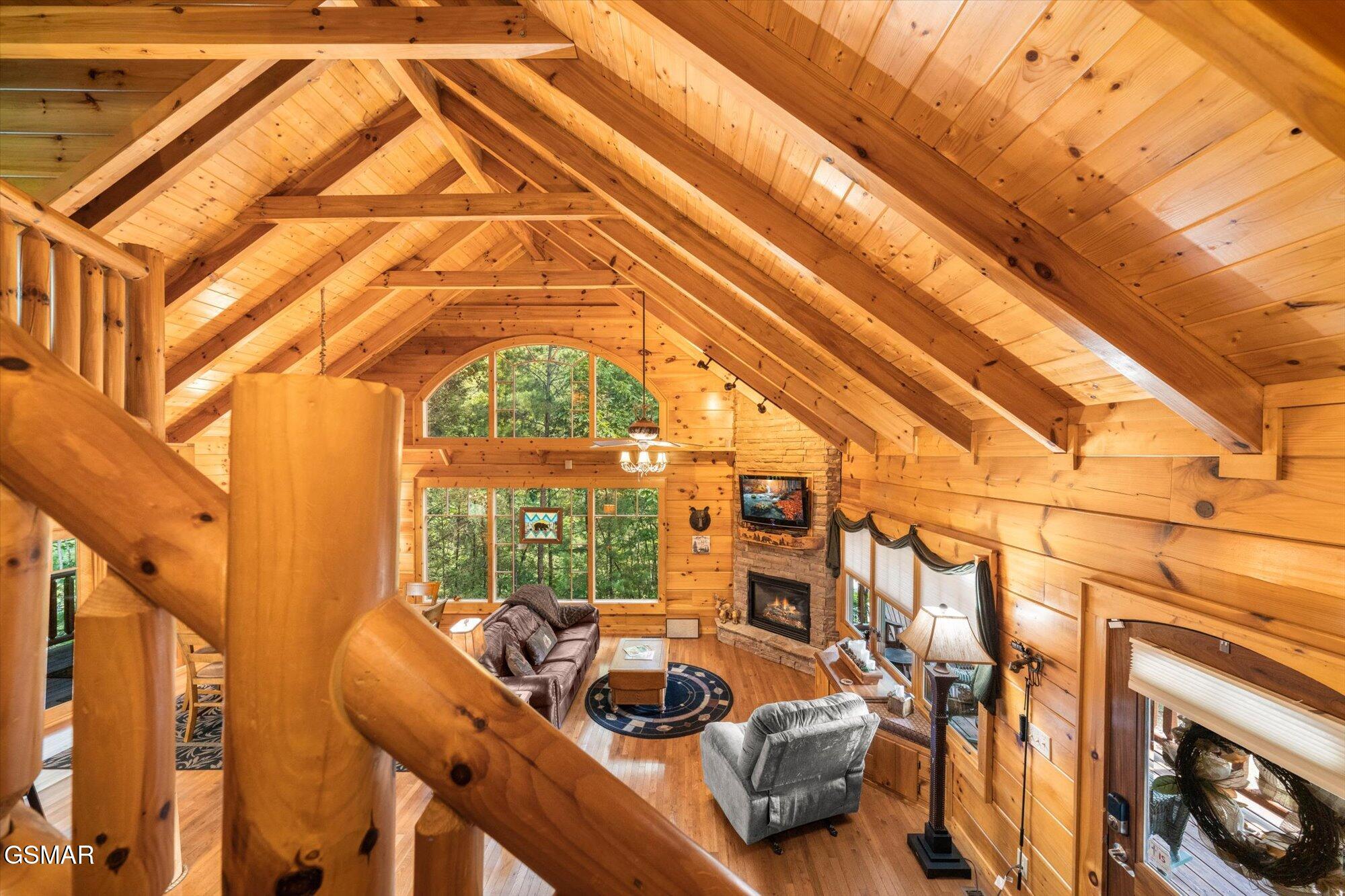 2746 Cedar Falls Way