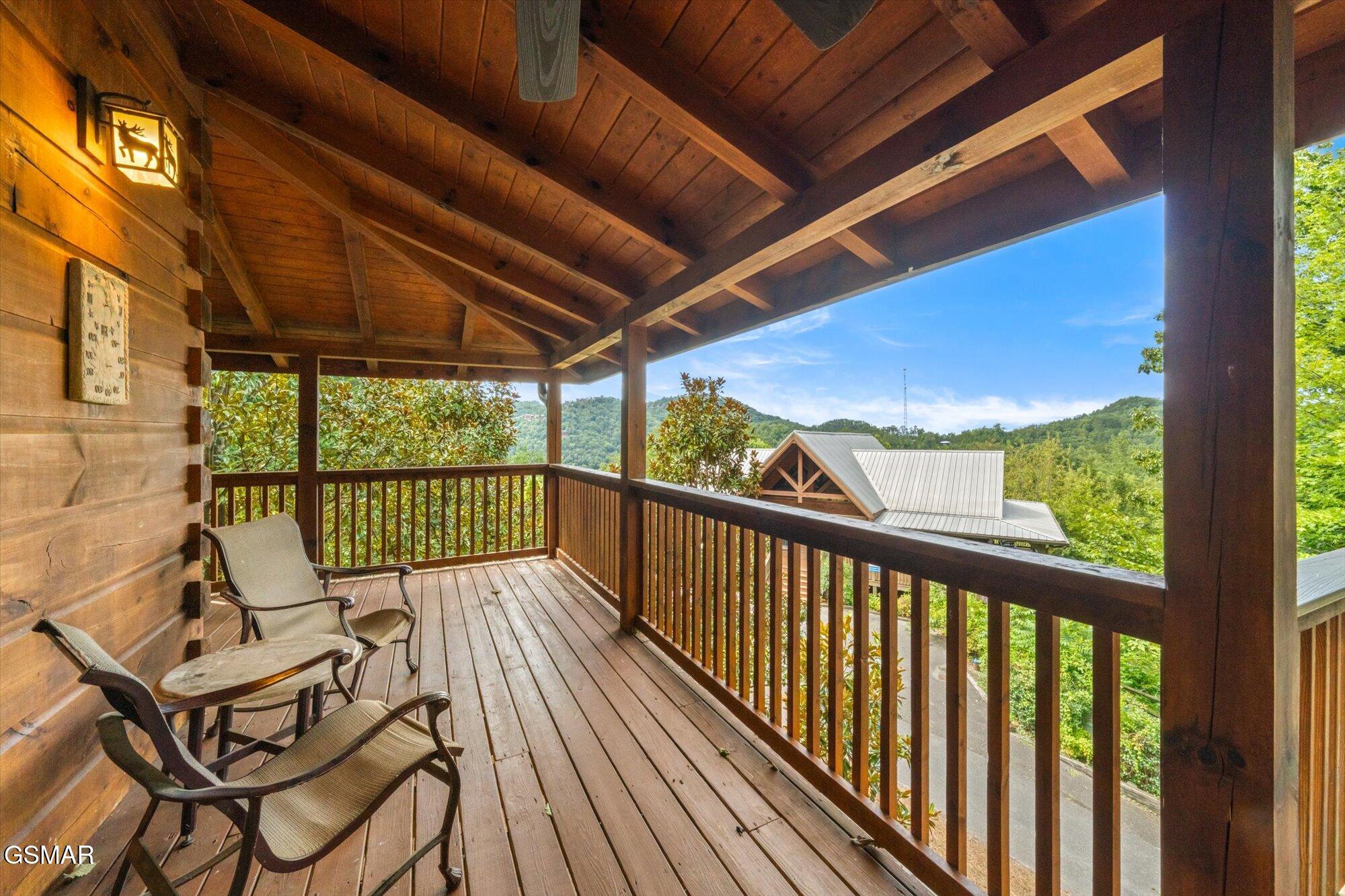 2992 Mountain Memories Way