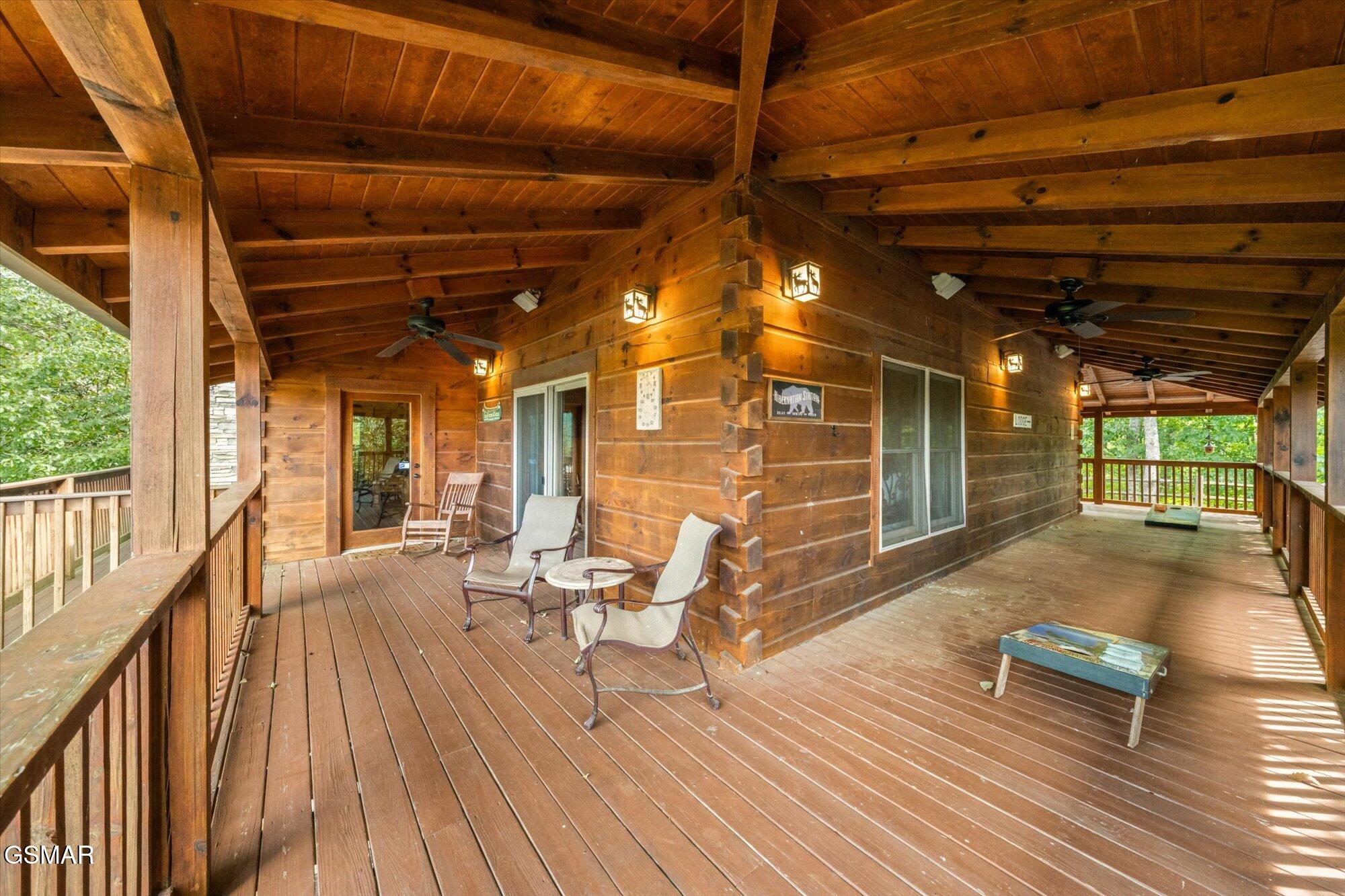 2992 Mountain Memories Way