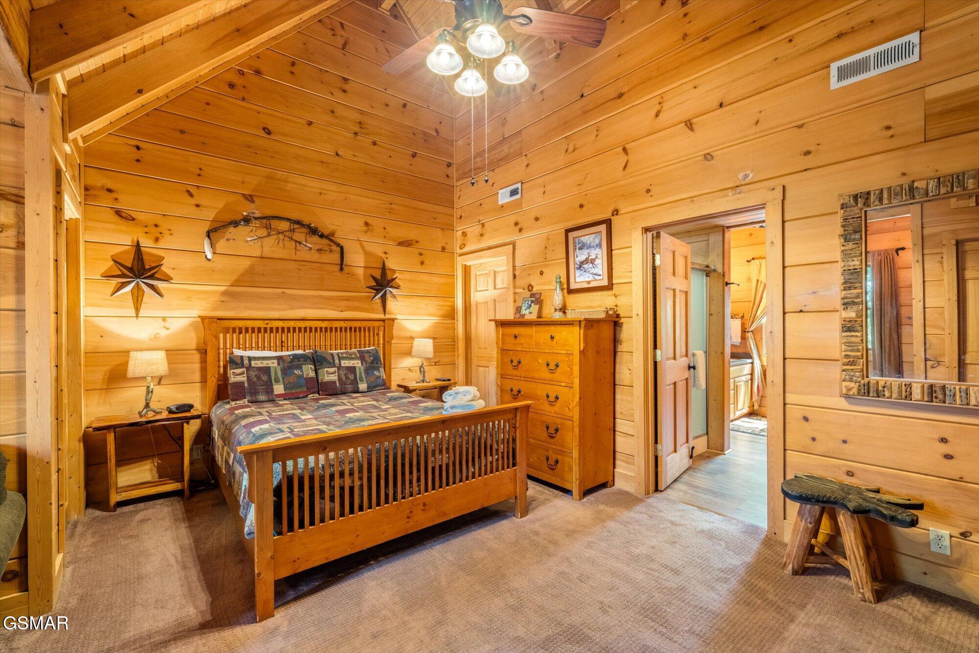 2992 Mountain Memories Way