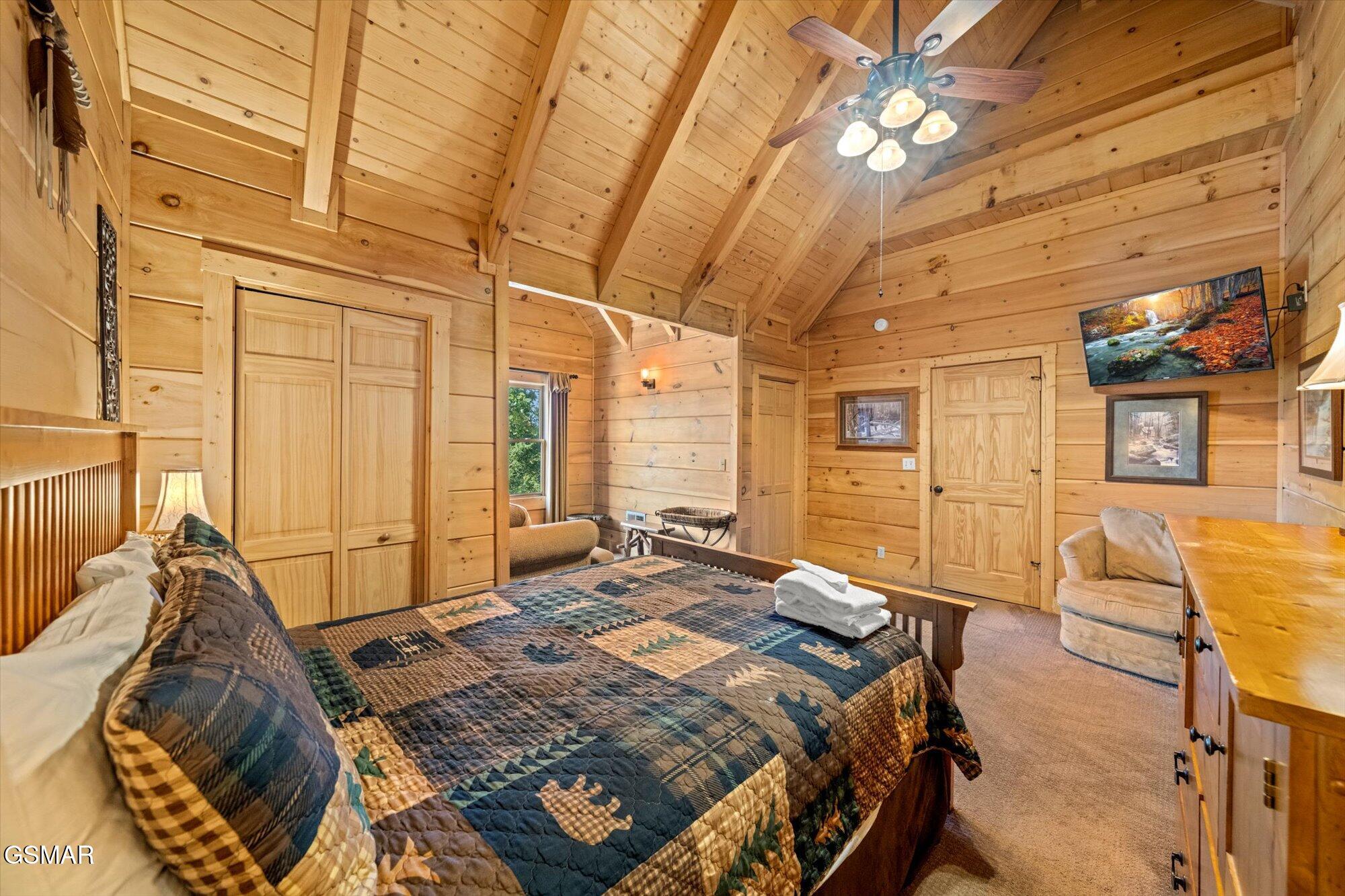 2992 Mountain Memories Way