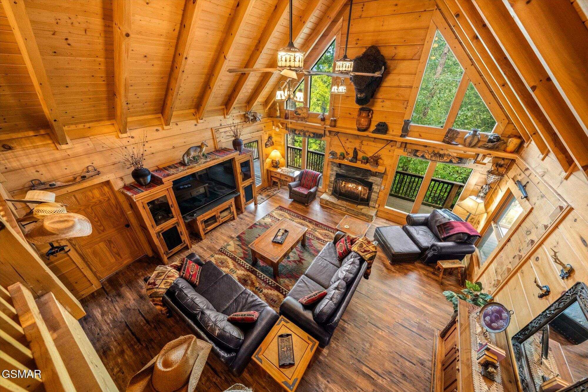 2992 Mountain Memories Way