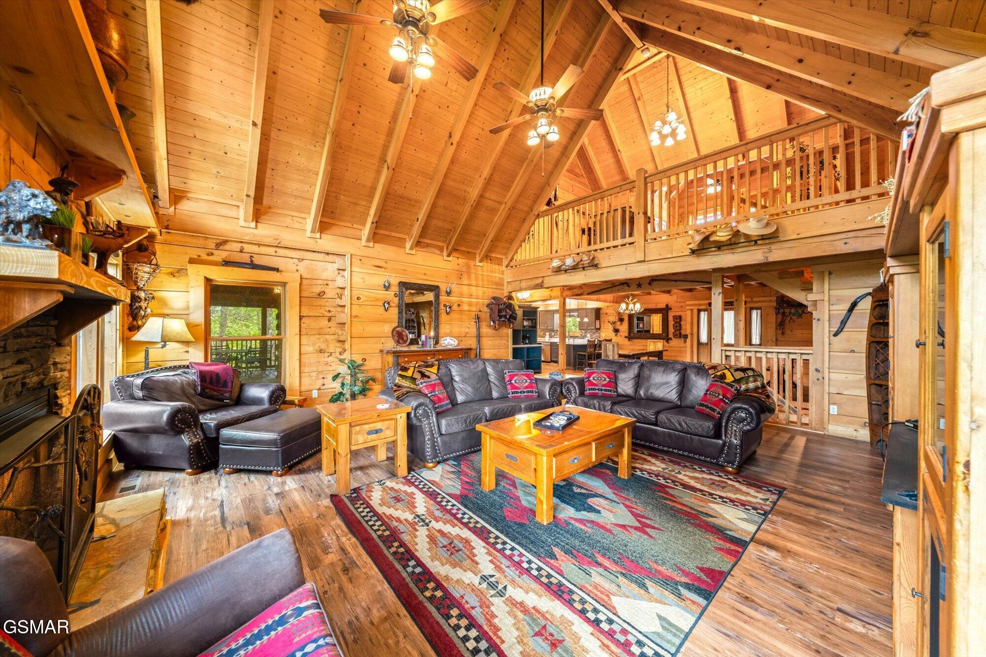 2992 Mountain Memories Way