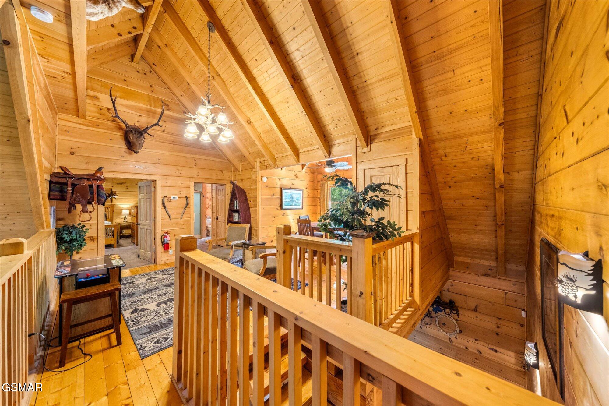 2992 Mountain Memories Way