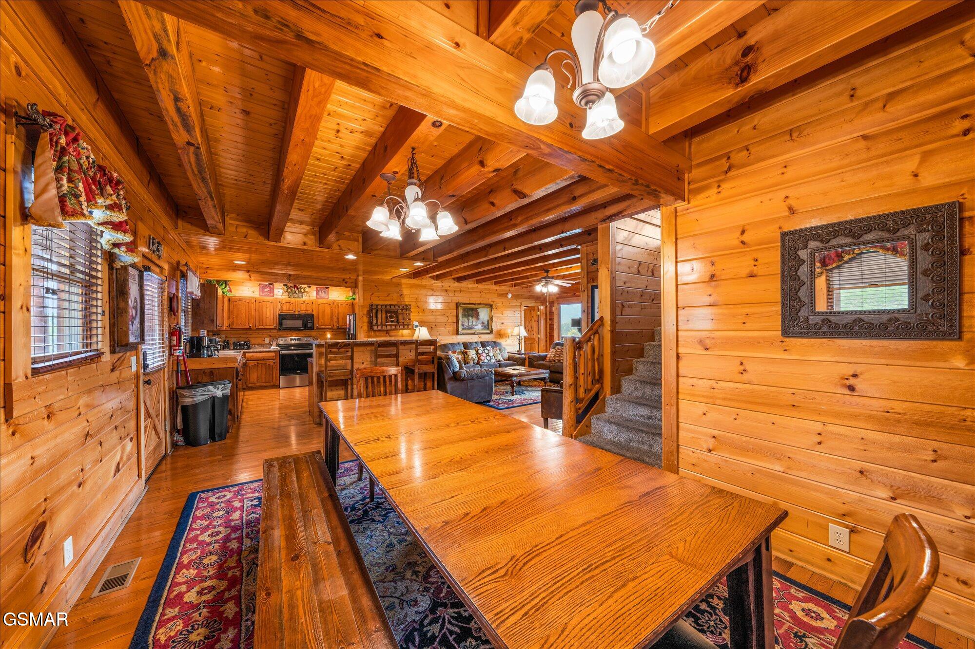 2722 Mountain Preserve Drive