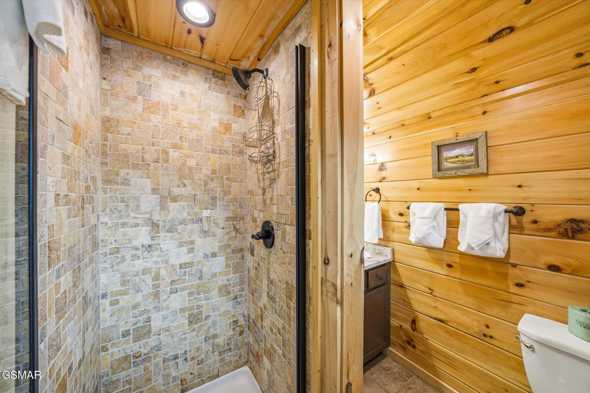 551 Blackberry Ridge Way