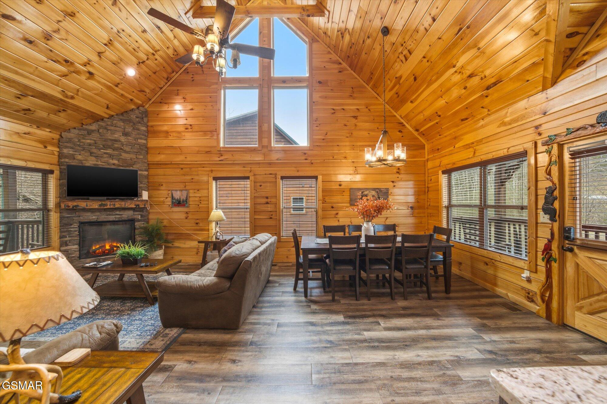 551 Blackberry Ridge Way