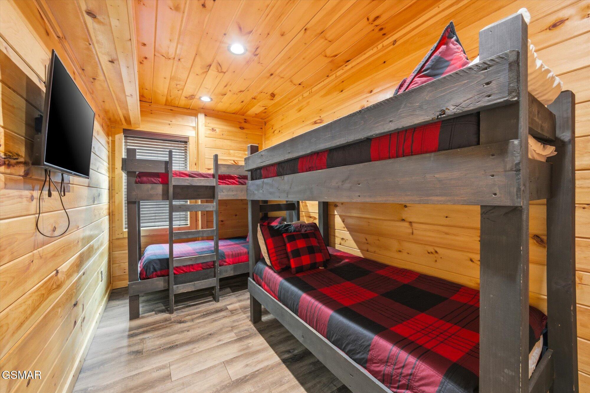 551 Blackberry Ridge Way