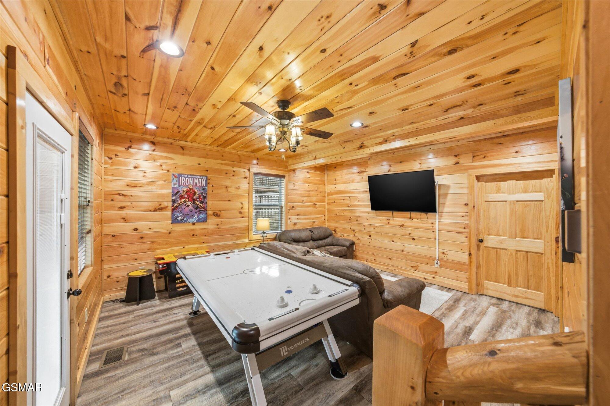 551 Blackberry Ridge Way