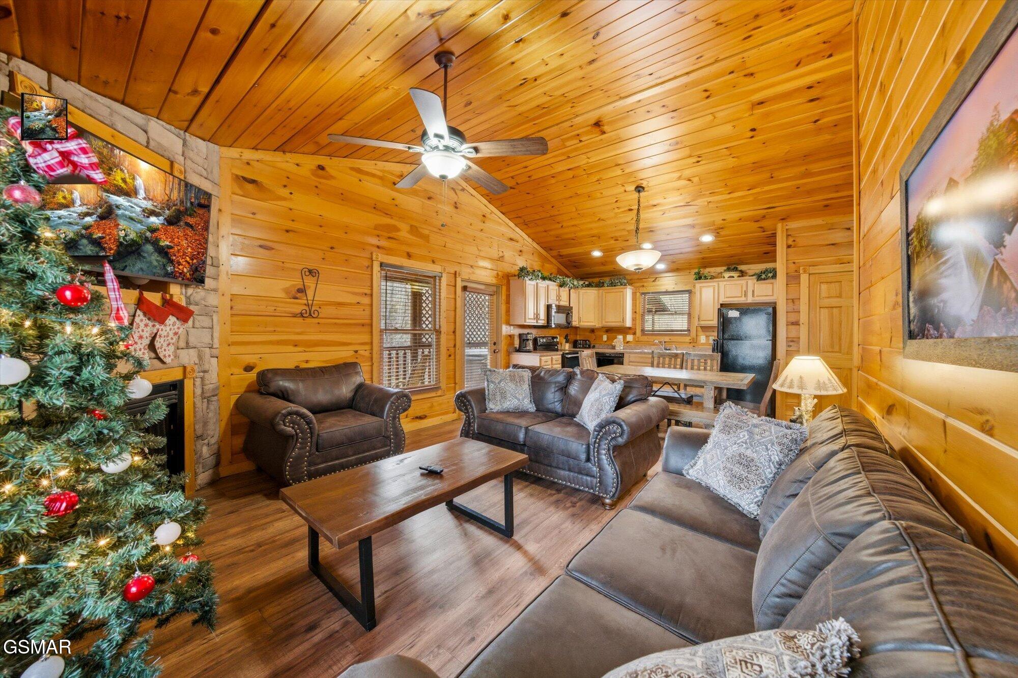 625 Gatlinburg Falls Way