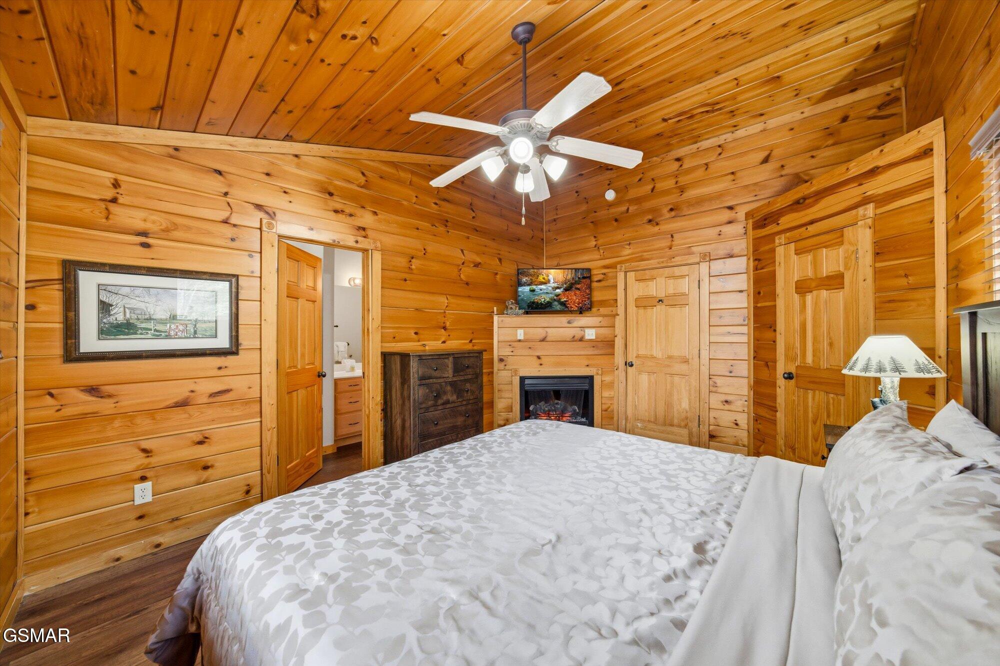 625 Gatlinburg Falls Way