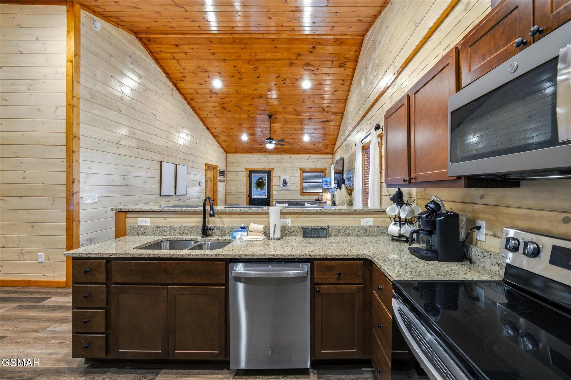 1636 Eagle Springs Road