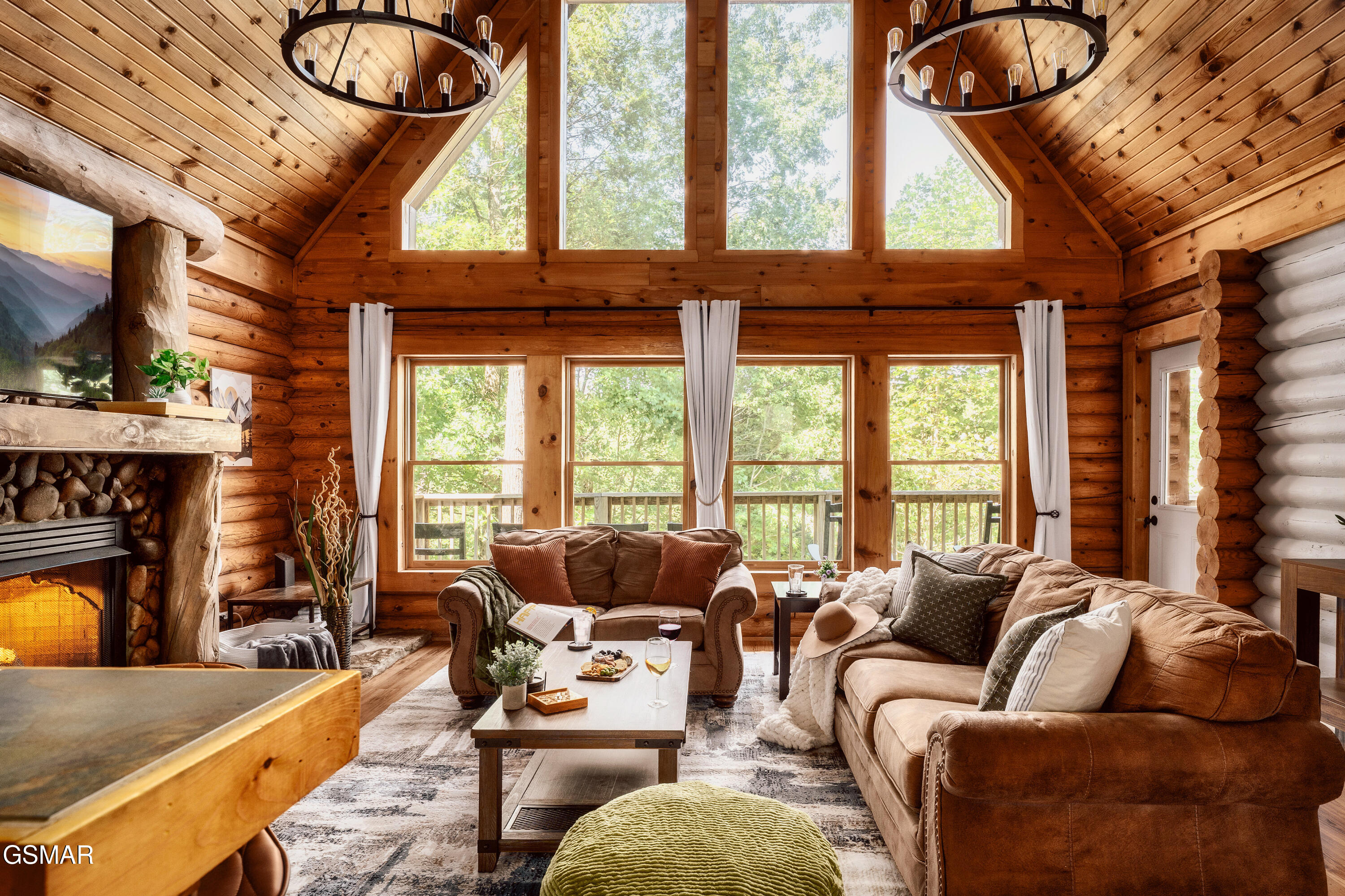 2615 Bear Crossing Way