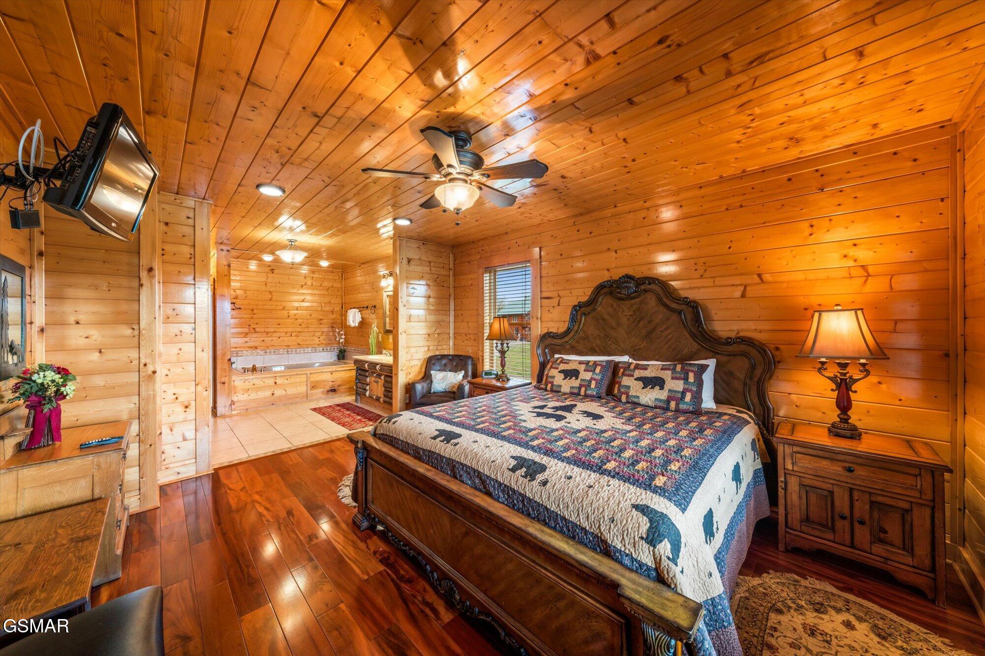 2722 Mountain Preserve Drive
