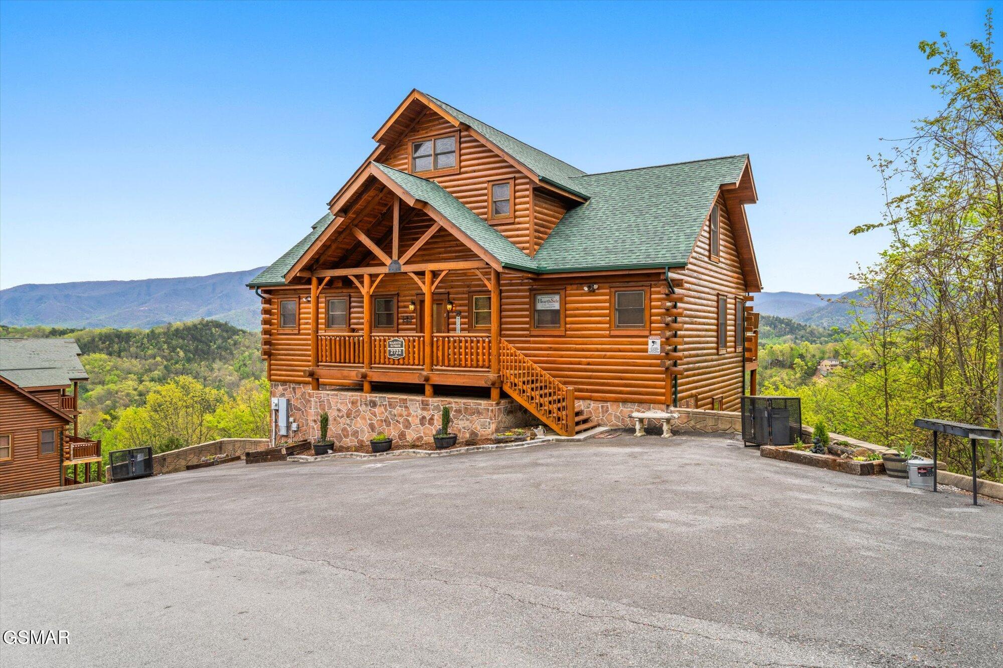 2722 Mountain Preserve Drive