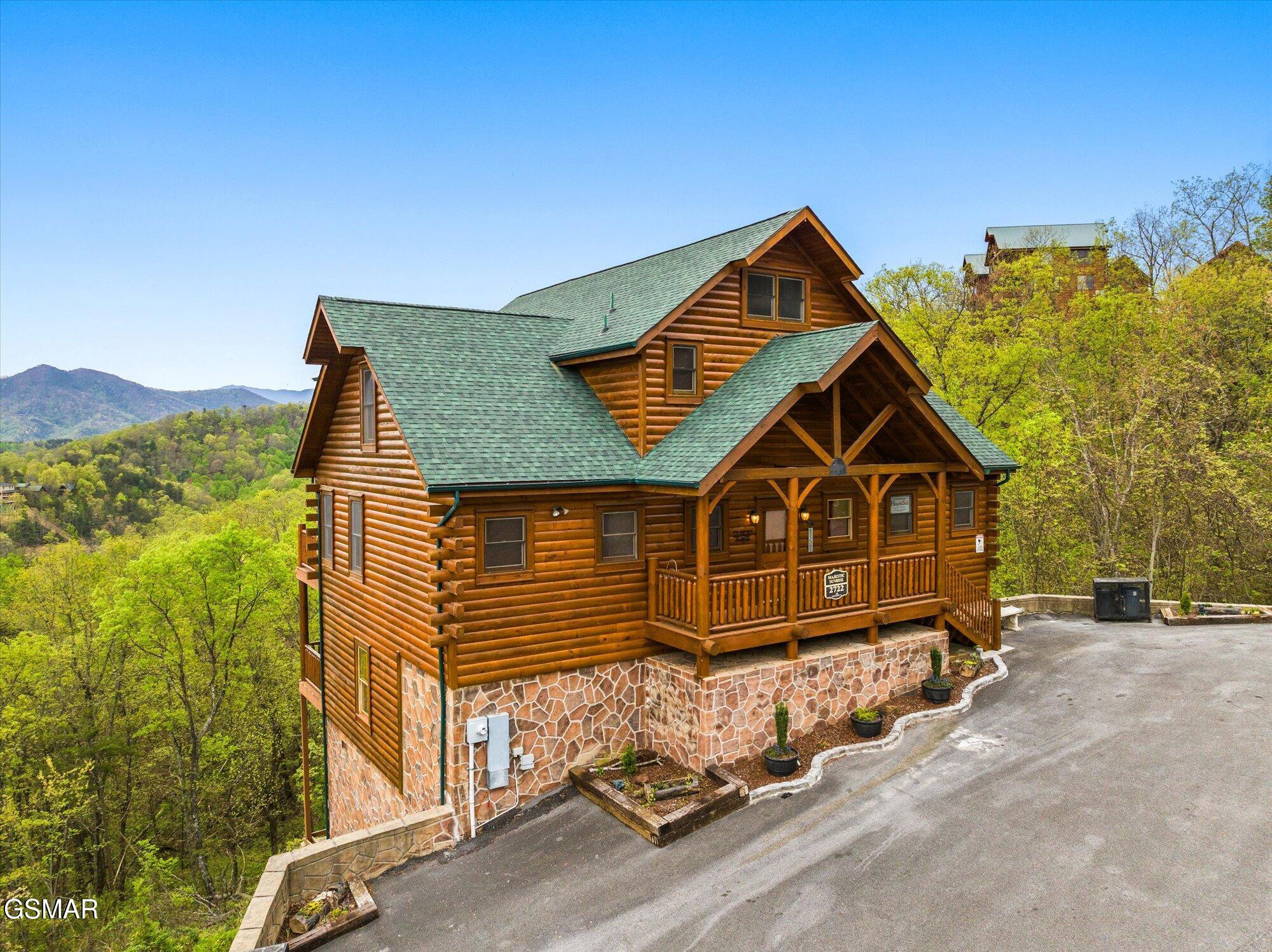 2722 Mountain Preserve Drive