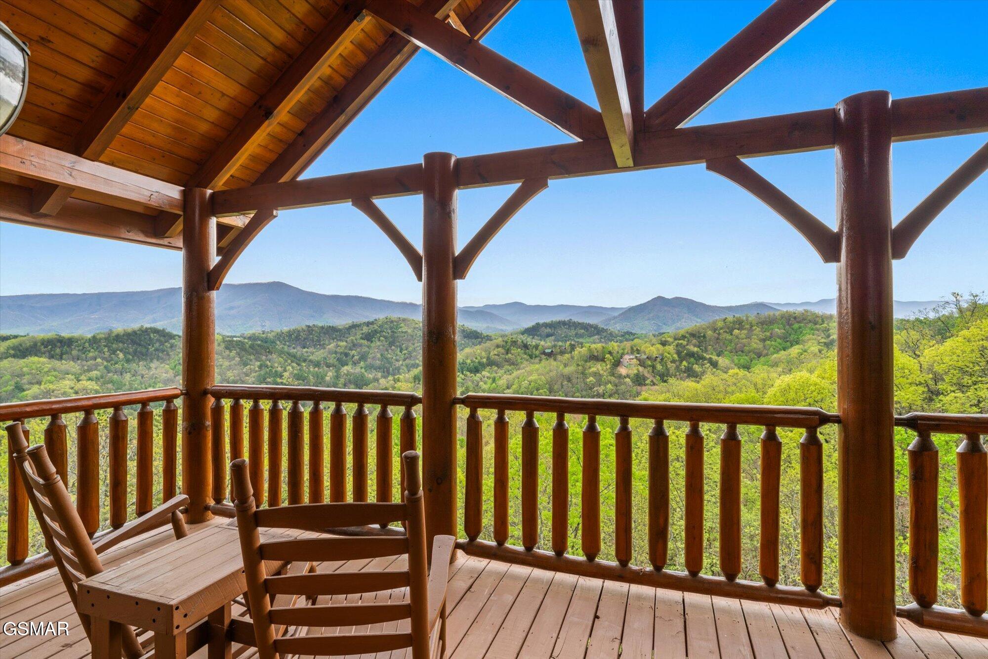2722 Mountain Preserve Drive