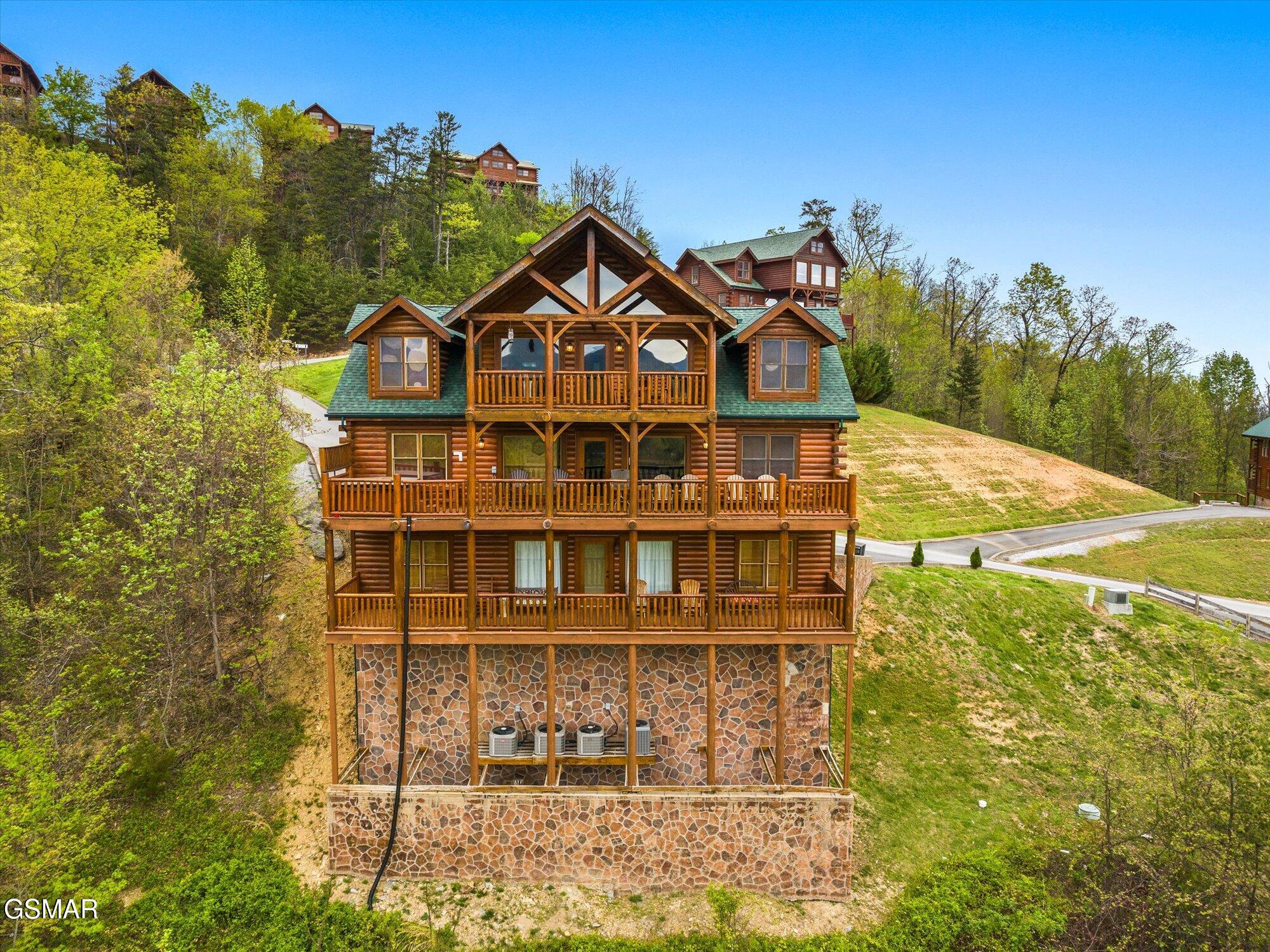 2722 Mountain Preserve Drive