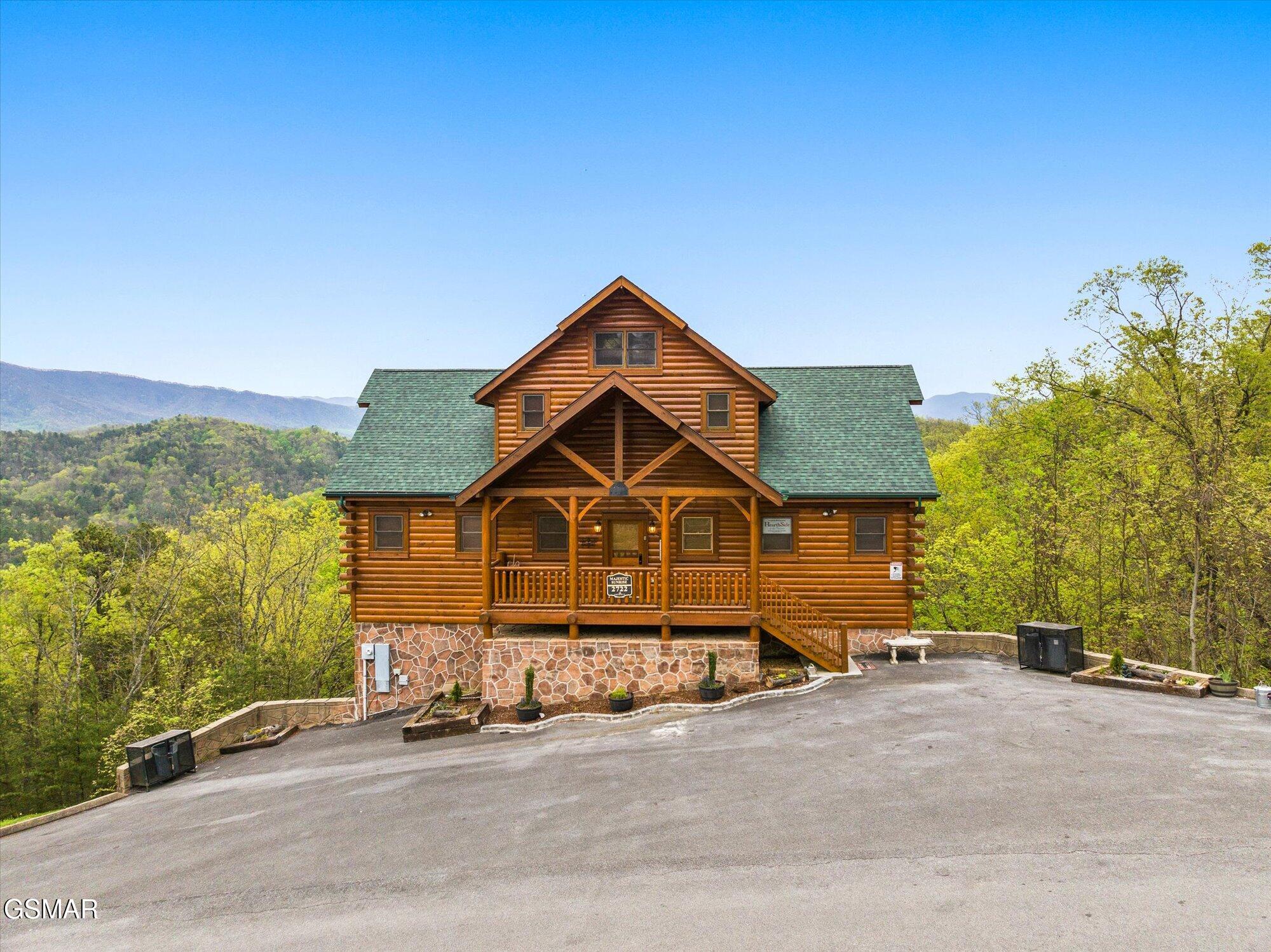 2722 Mountain Preserve Drive