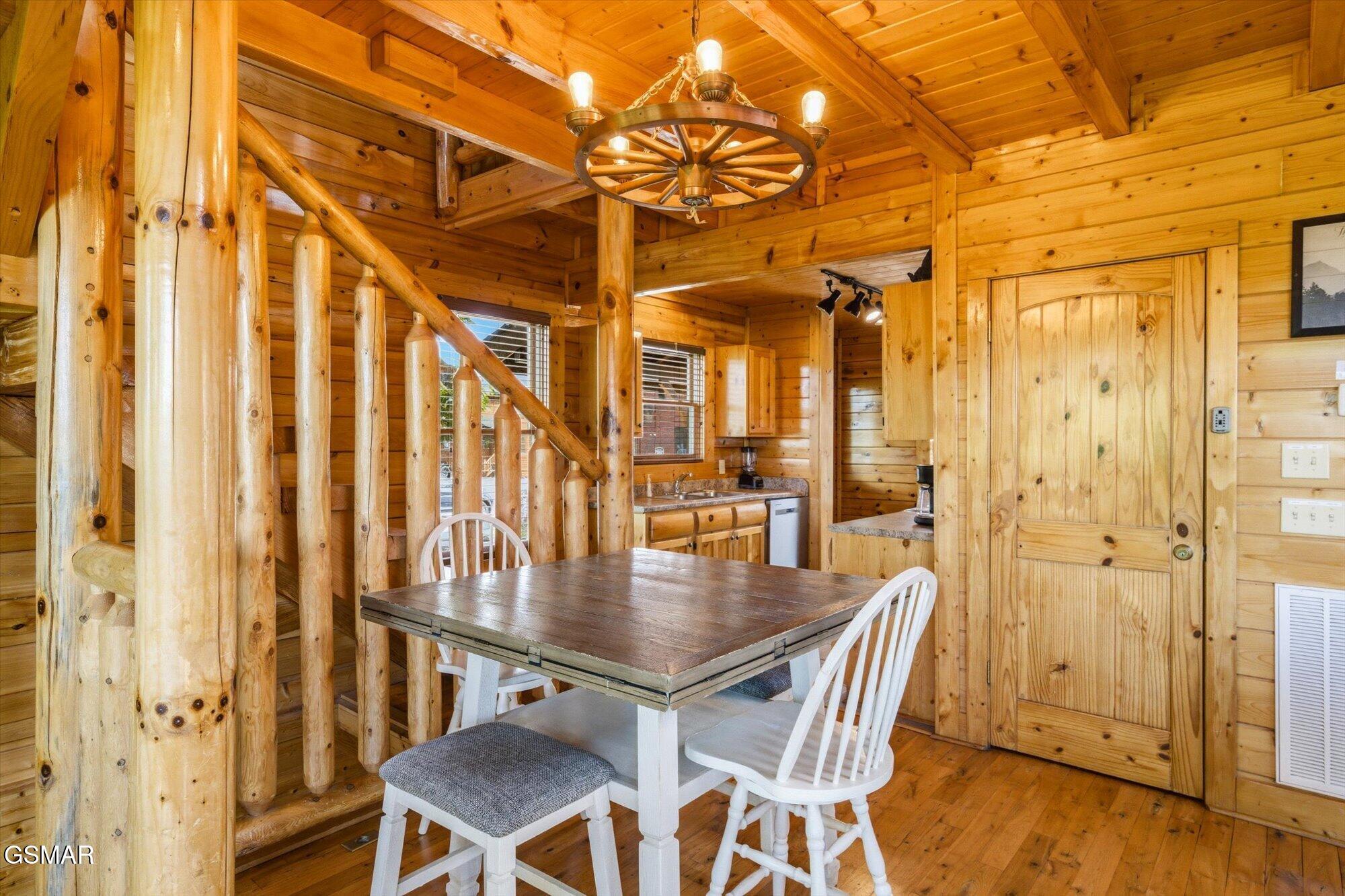 2809 White Oak Ridge Lane