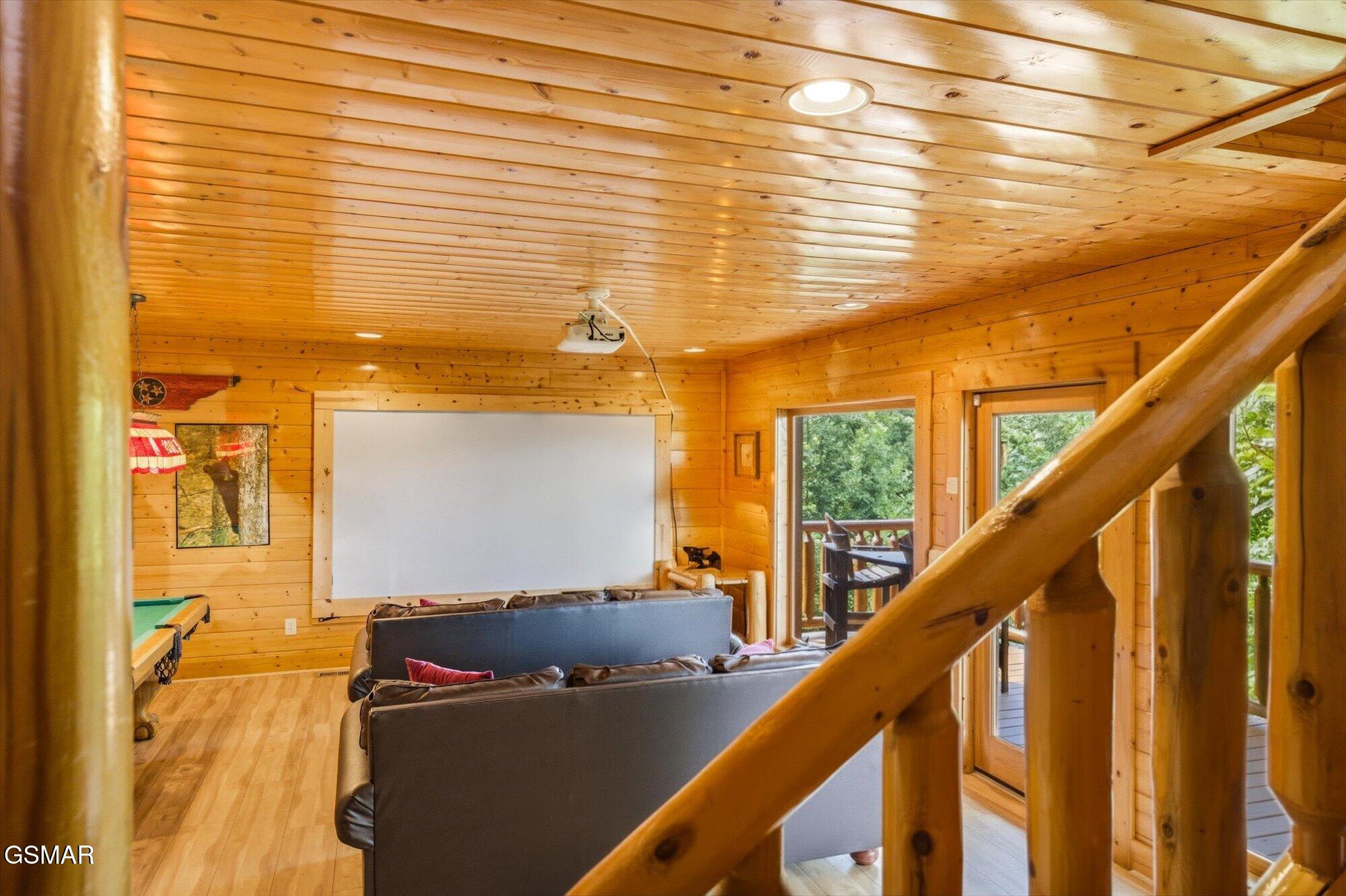 2809 White Oak Ridge Lane