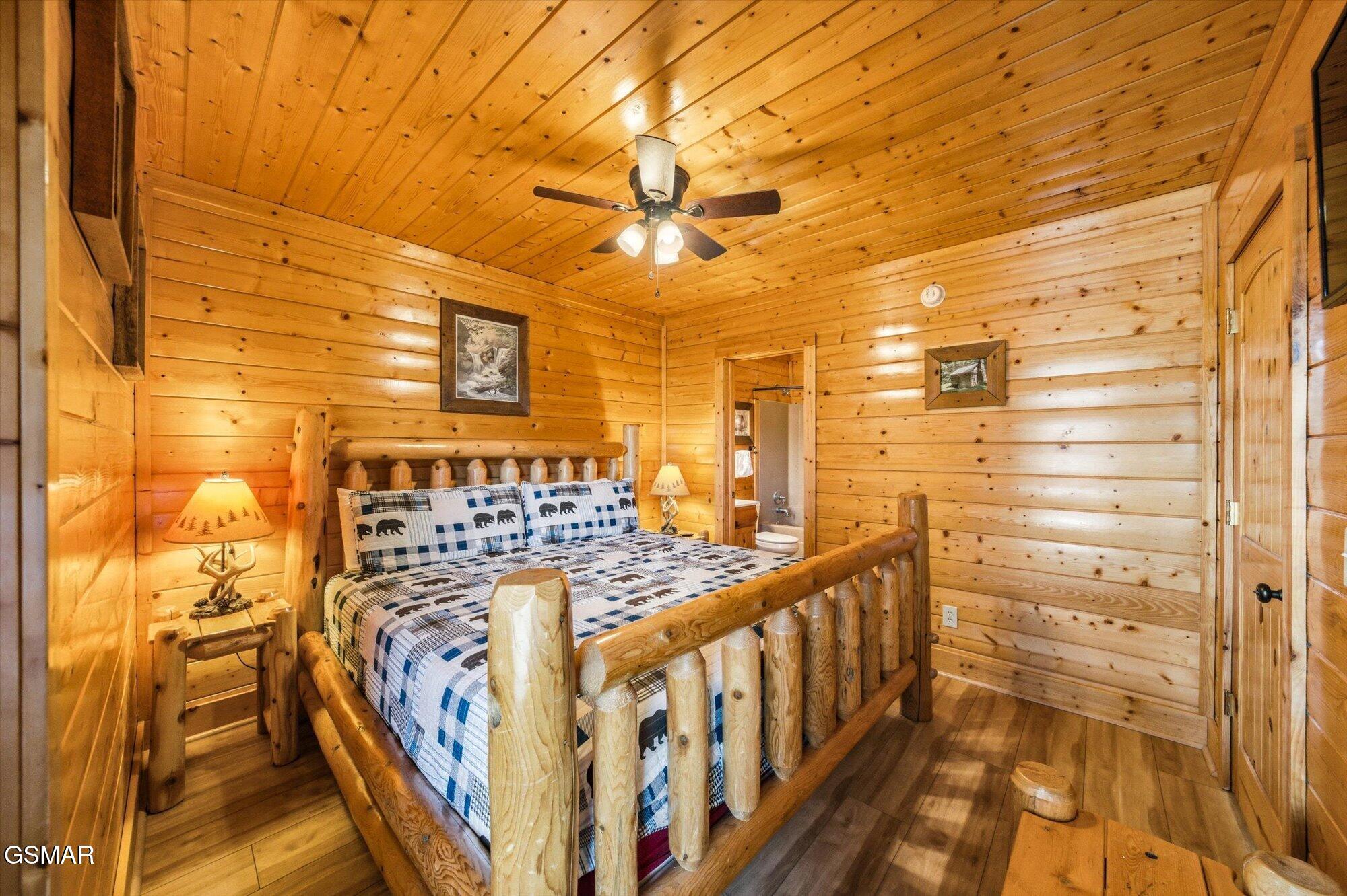 2809 White Oak Ridge Lane