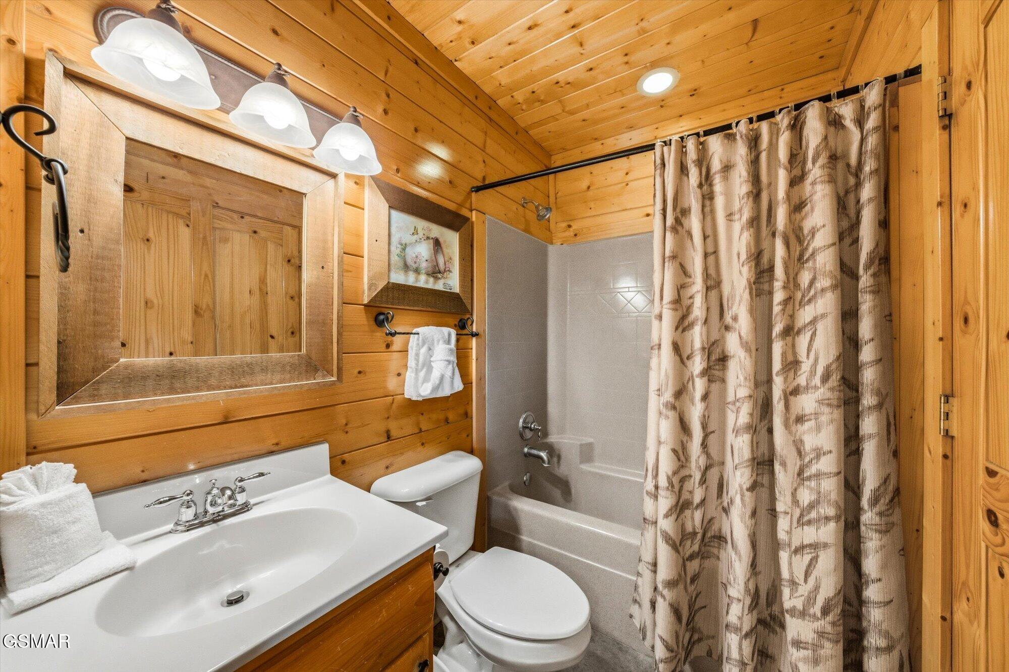 2809 White Oak Ridge Lane