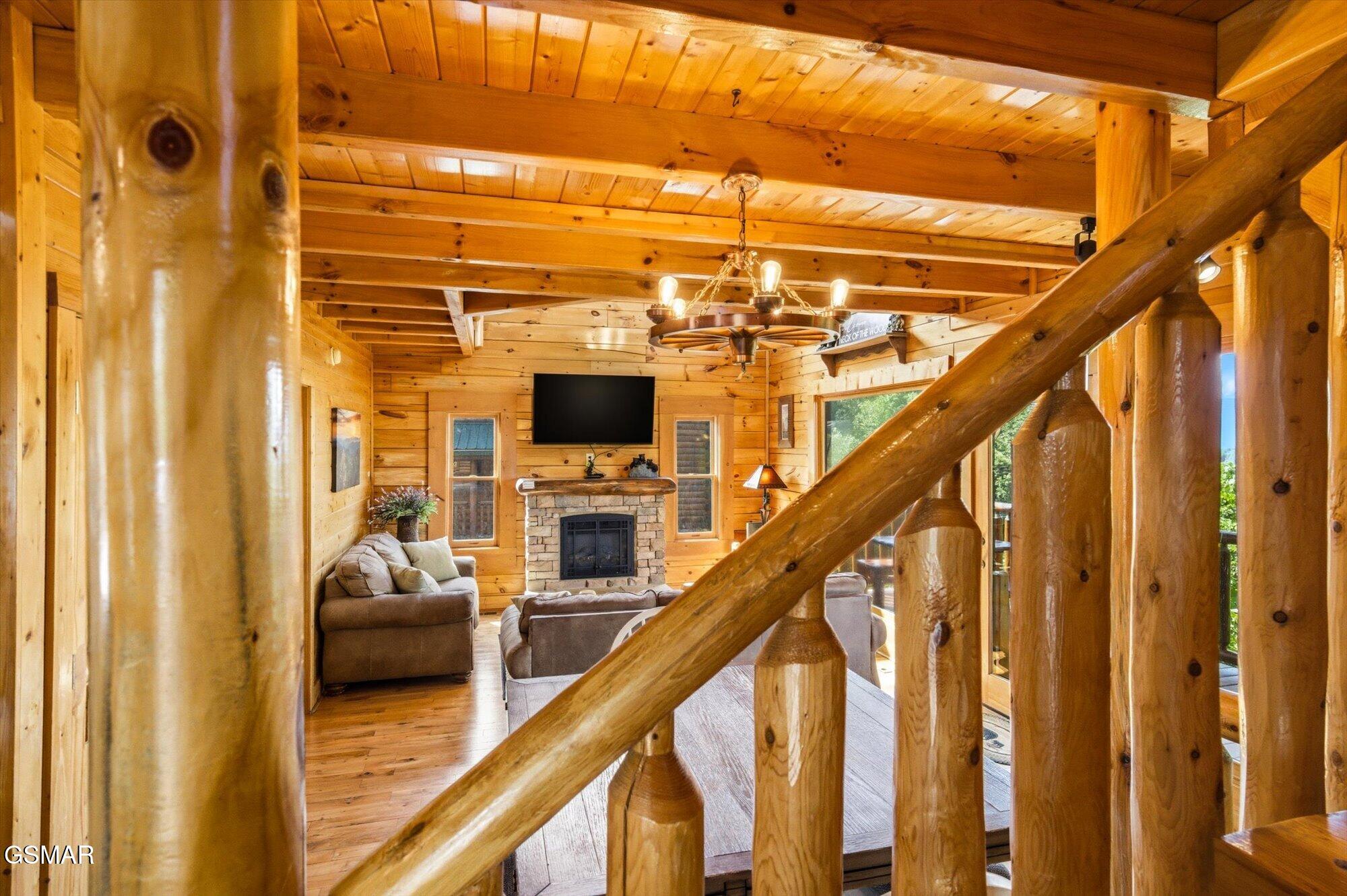 2809 White Oak Ridge Lane