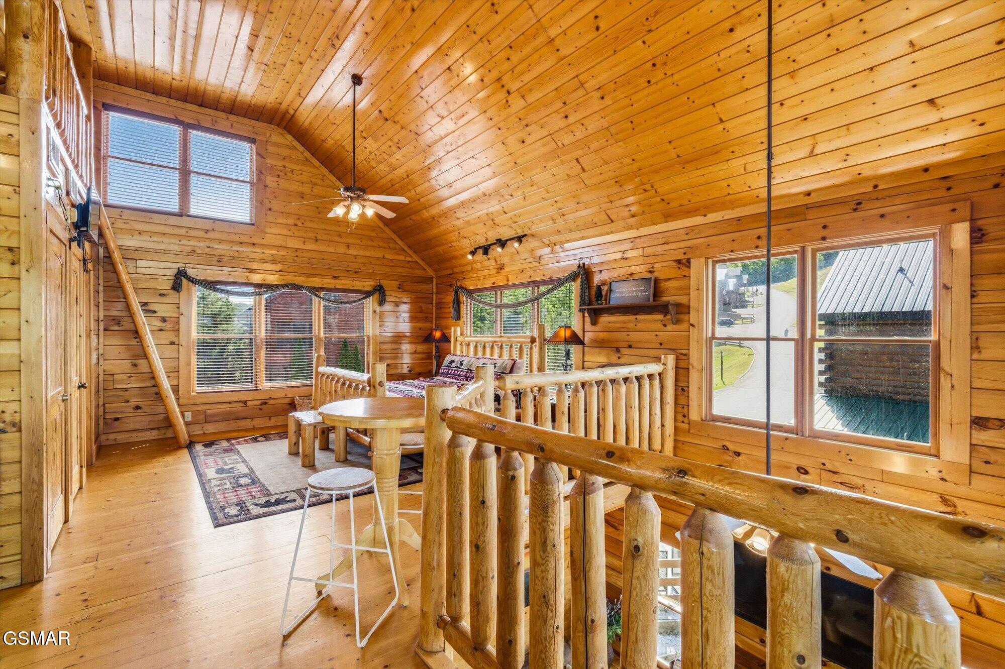 2809 White Oak Ridge Lane