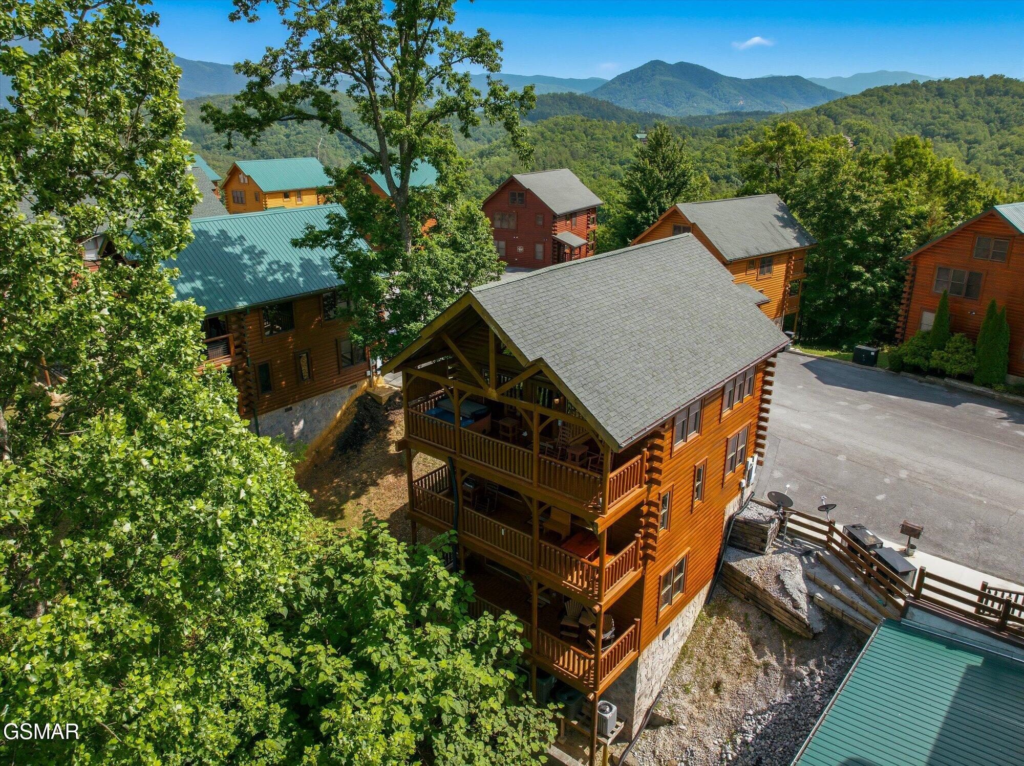 2809 White Oak Ridge Lane