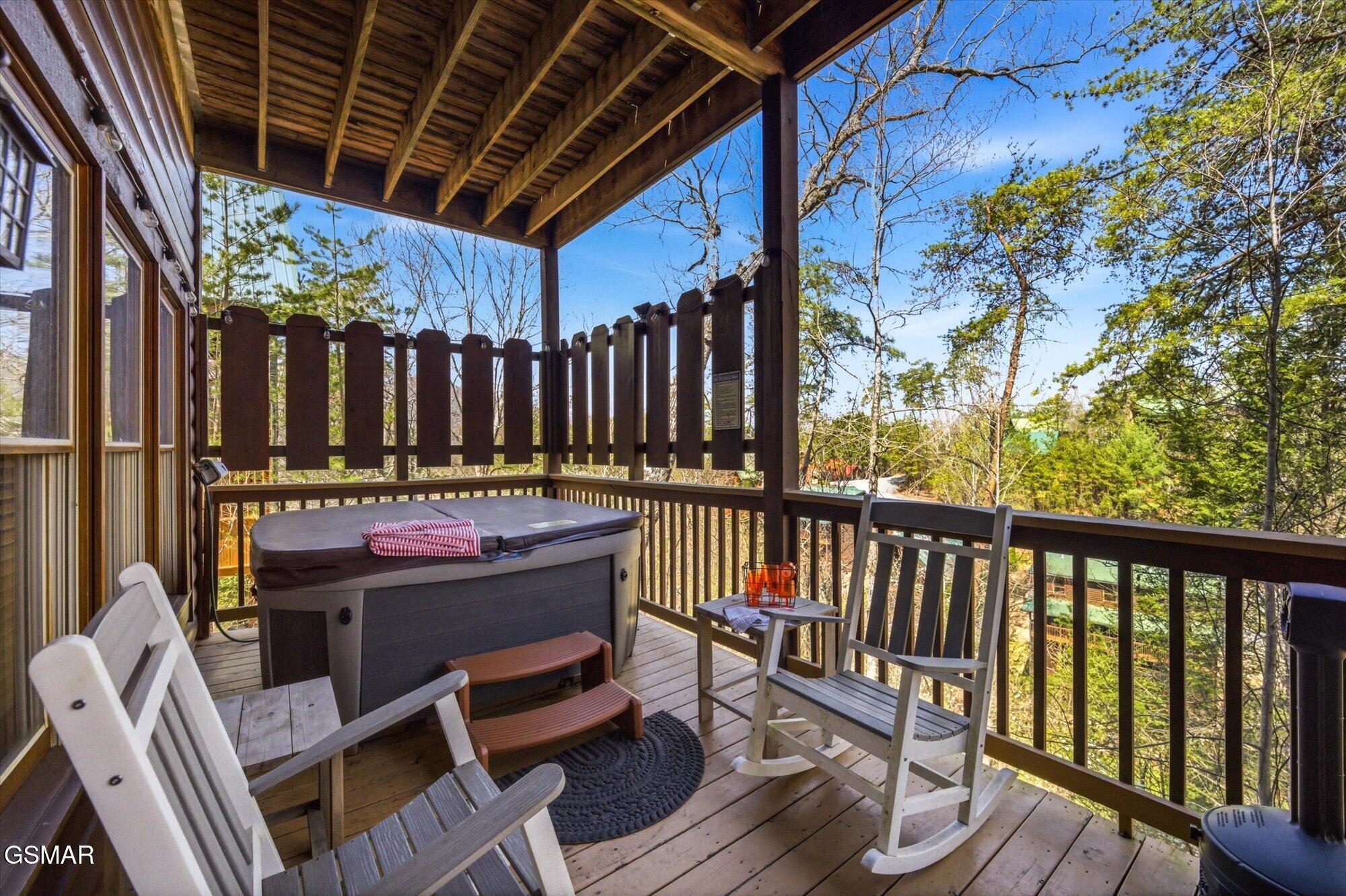 741 Chickasaw Gap Way