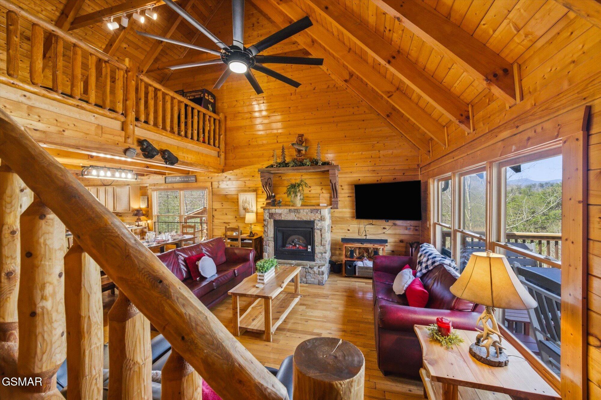 741 Chickasaw Gap Way