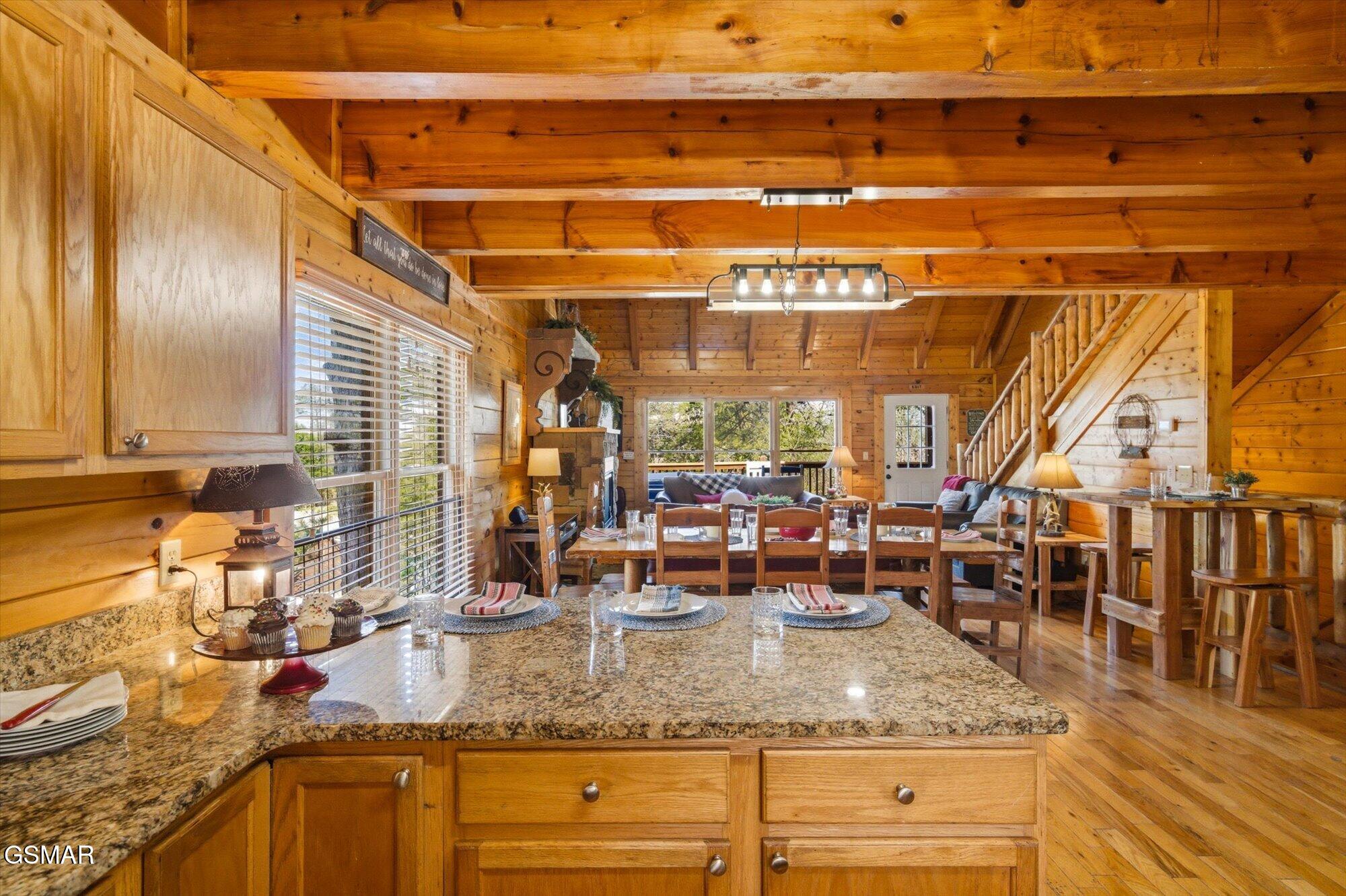 741 Chickasaw Gap Way