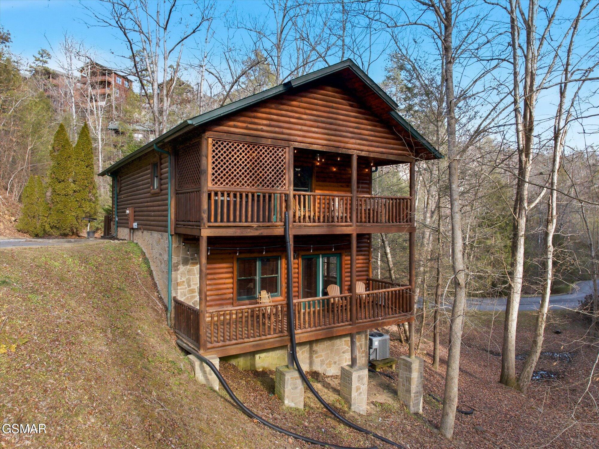 625 Gatlinburg Falls Way