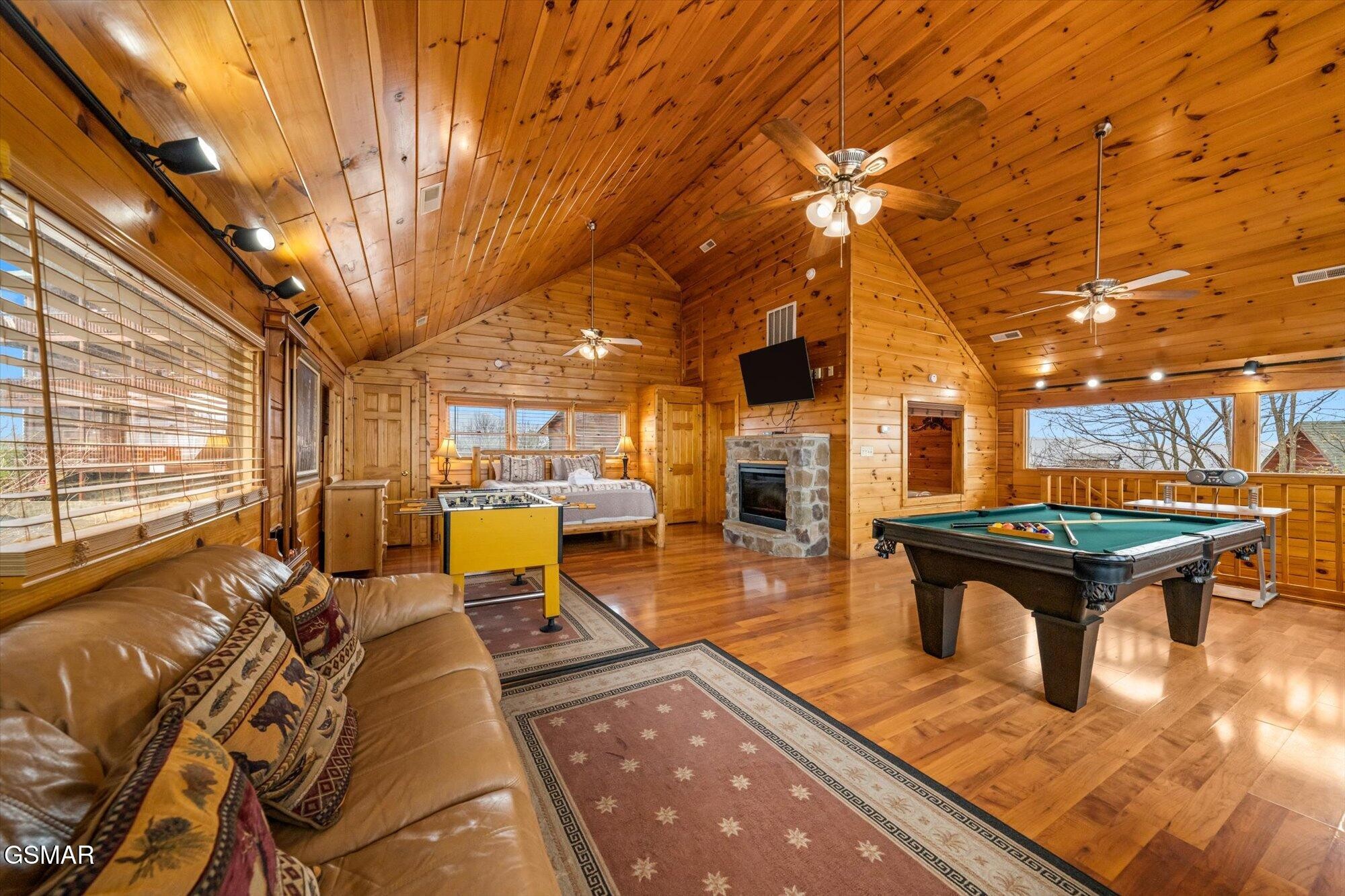 2212 Lone Eagle Drive