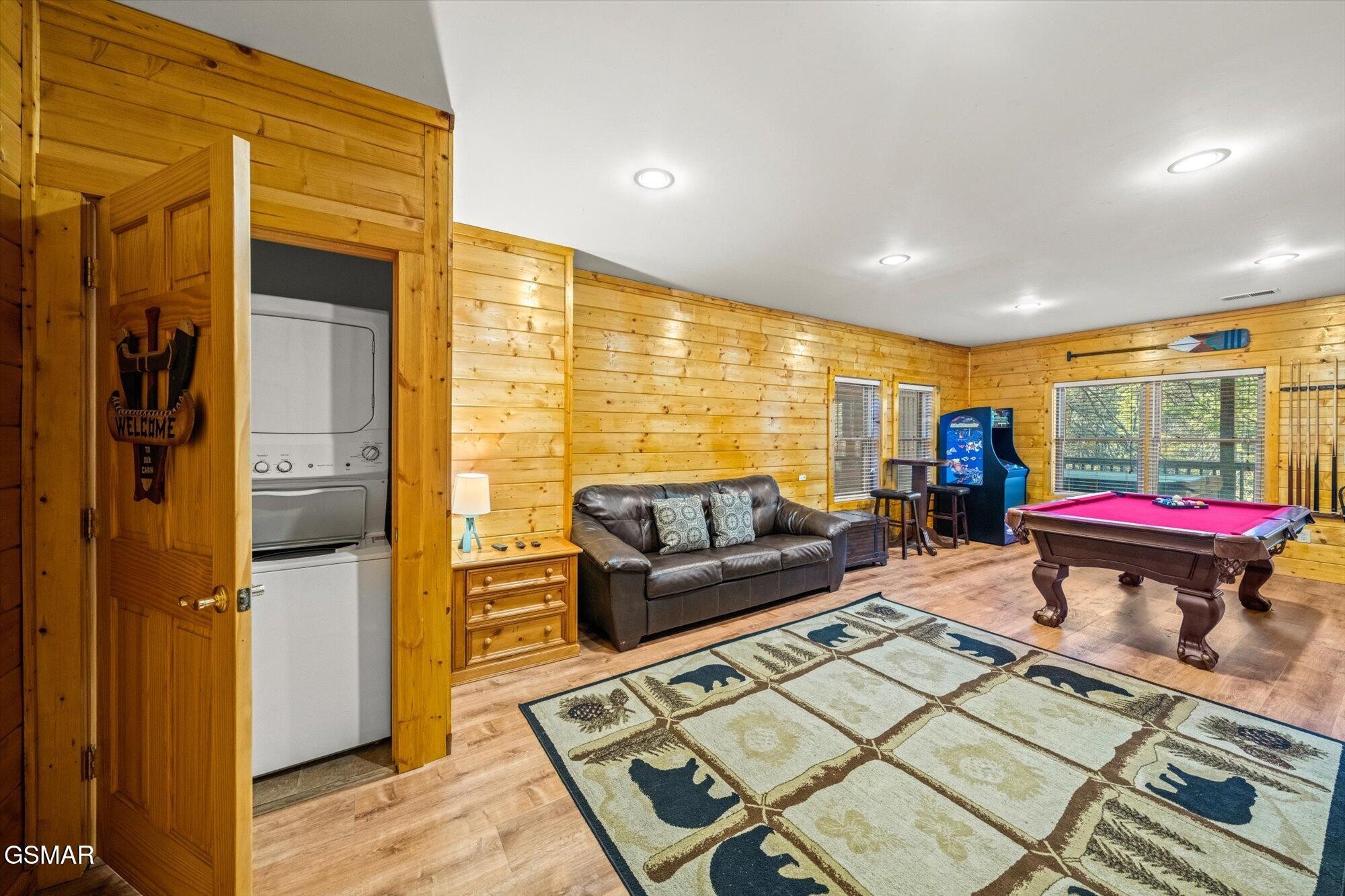 3212 Steeple Way