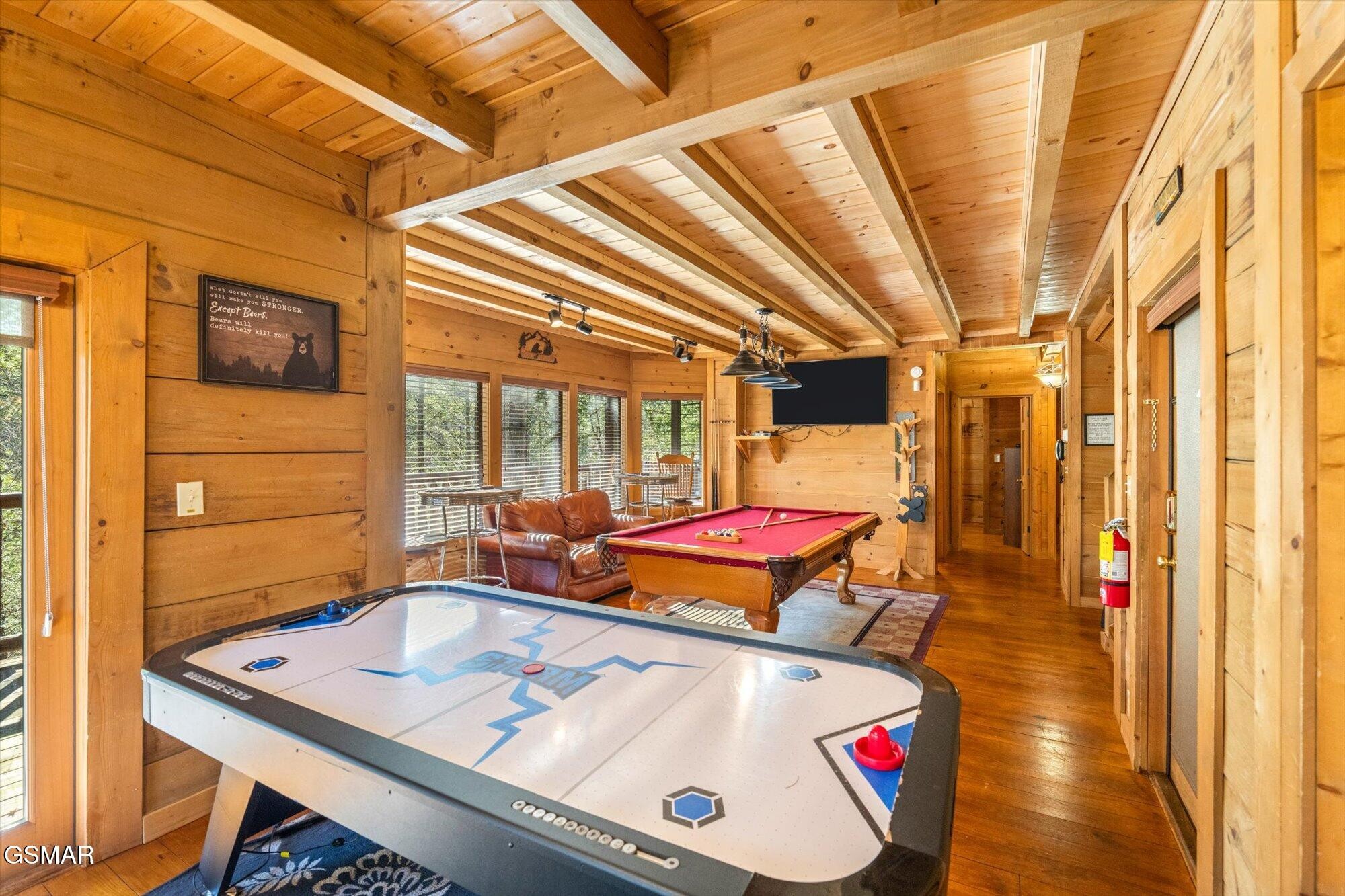 2801 Ridge Creek Cir
