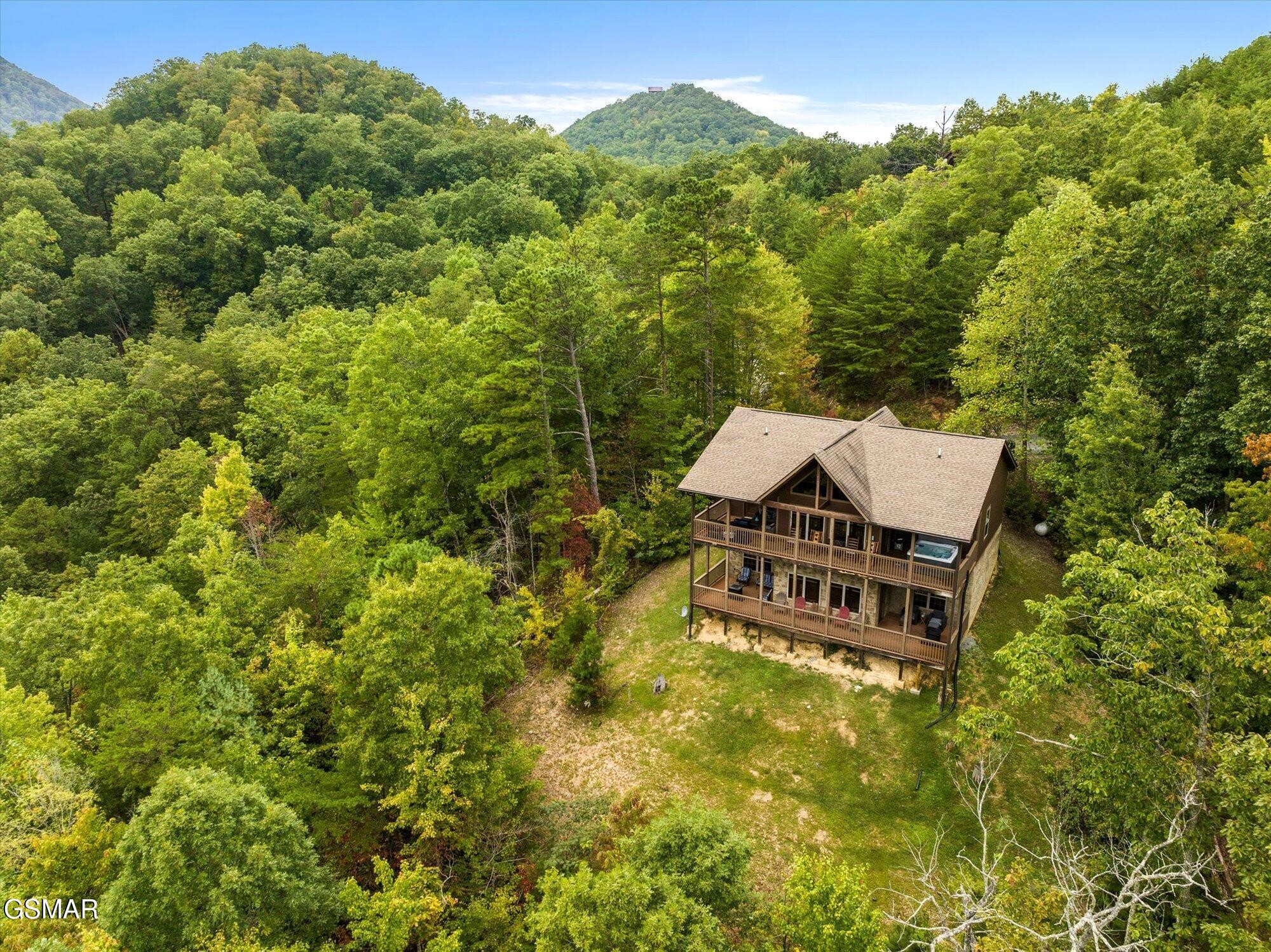4052 Ridgeback Ln