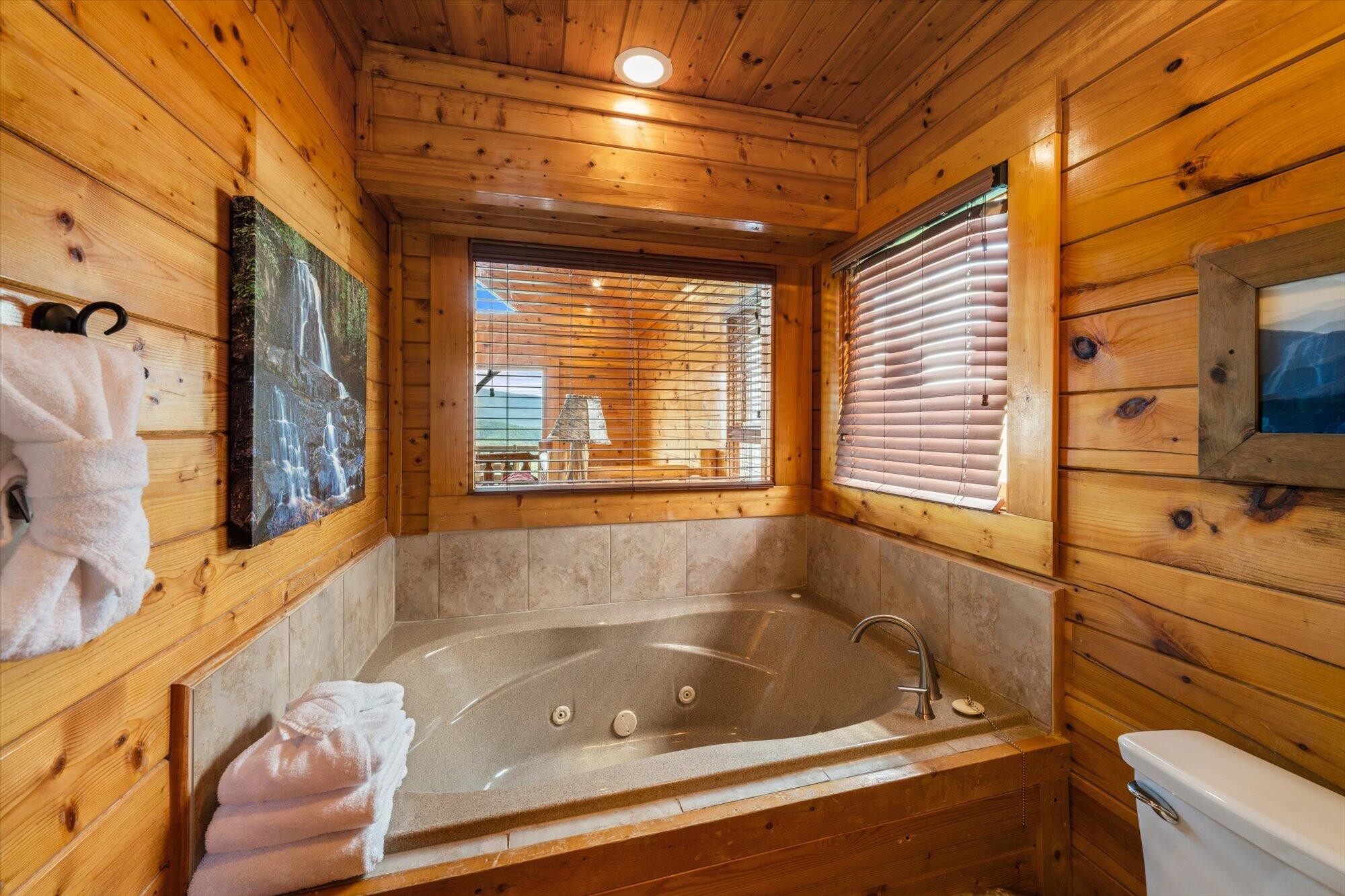 3016 Hickory Lodge Drive