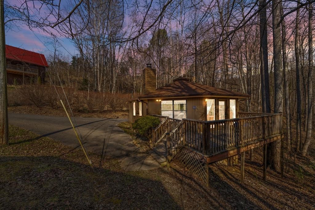 703 Maples Court