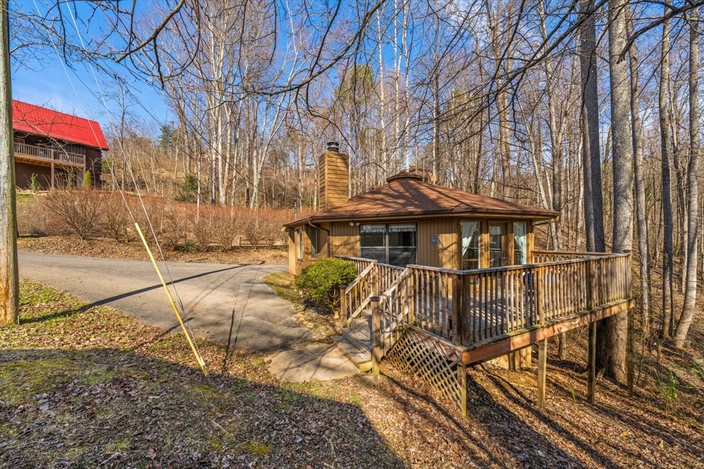 703 Maples Court