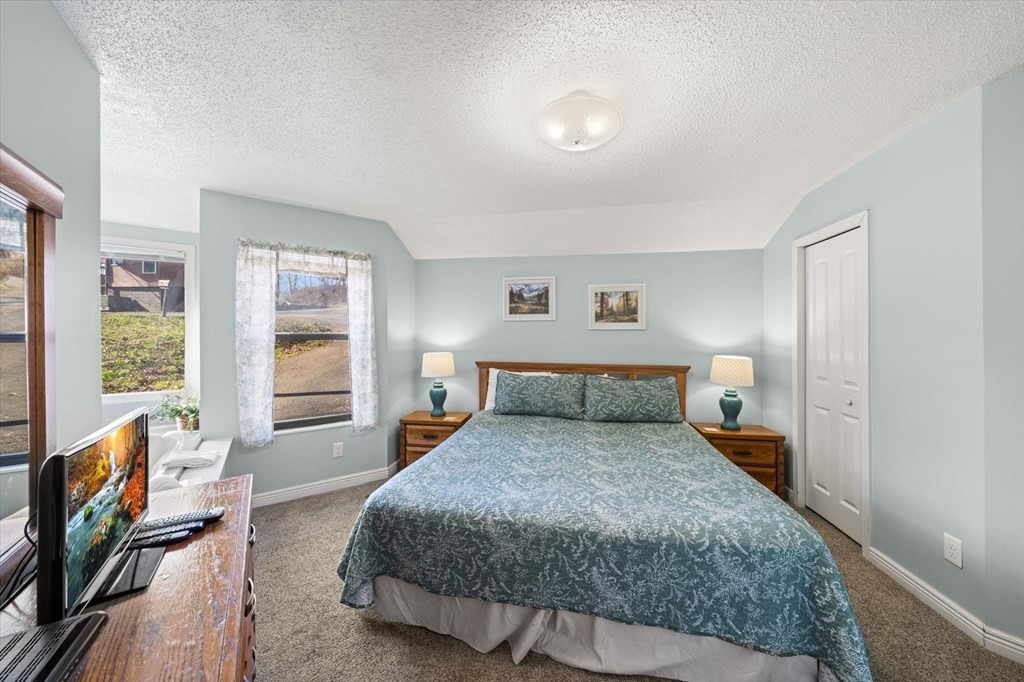 703 Maples Court