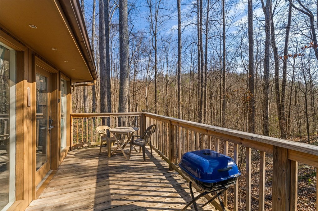 703 Maples Court