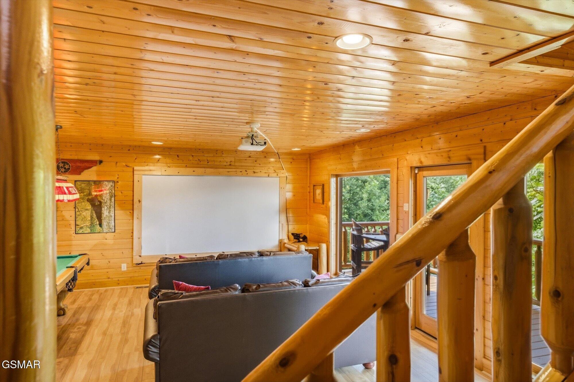 2809 White Oak Ridge Lane